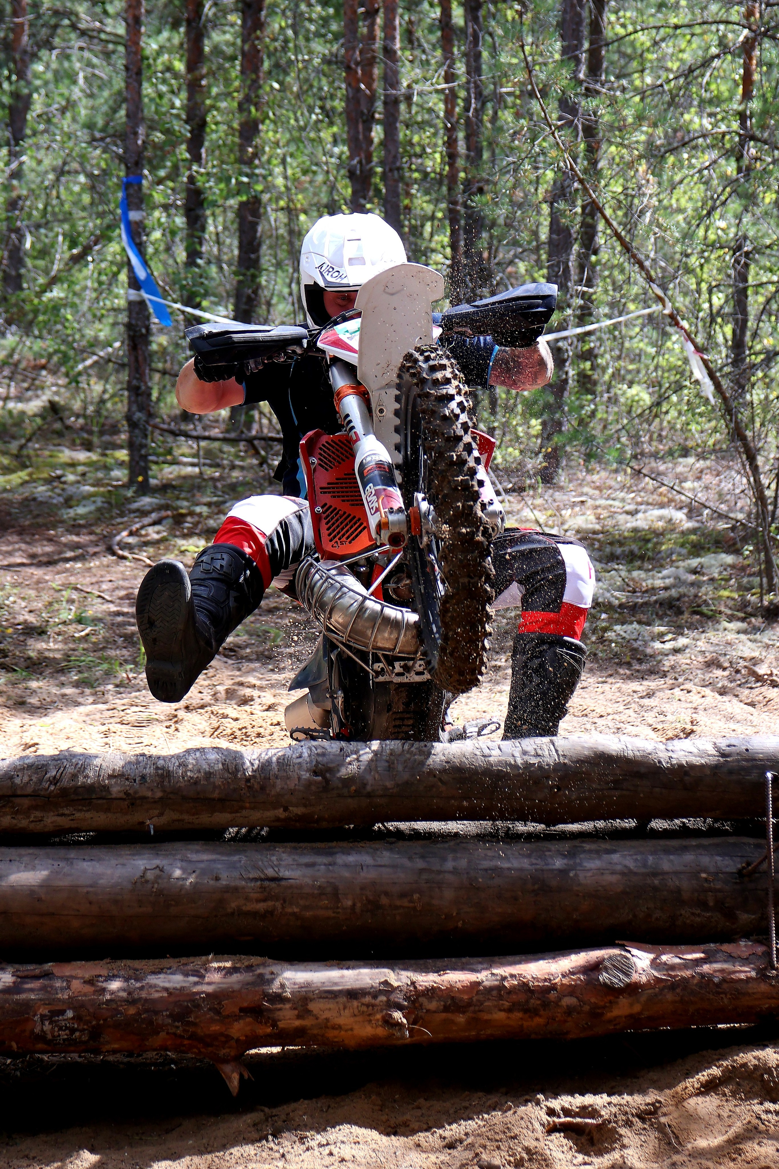 Hard enduro Melenki "Вне зоны комфорта". Брёвна