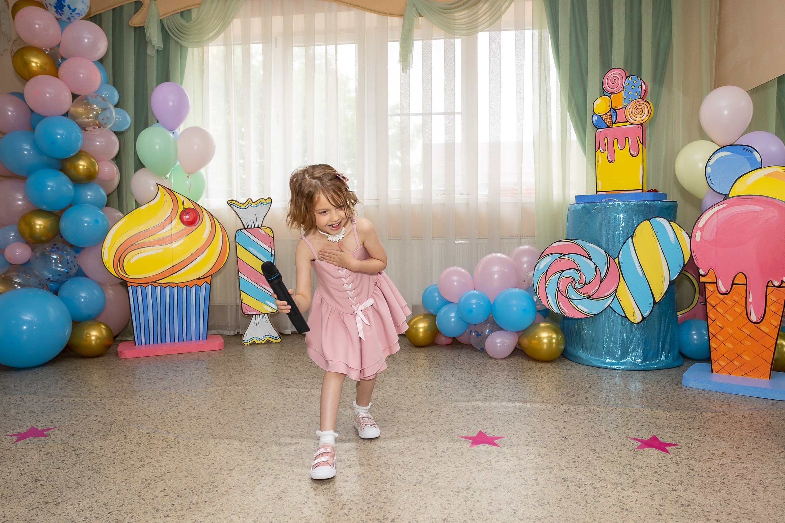 Выпускной Детский сад, 2 часа, 8000. Выпускные альбомы Майкоп, Краснодар Елена Золотарева