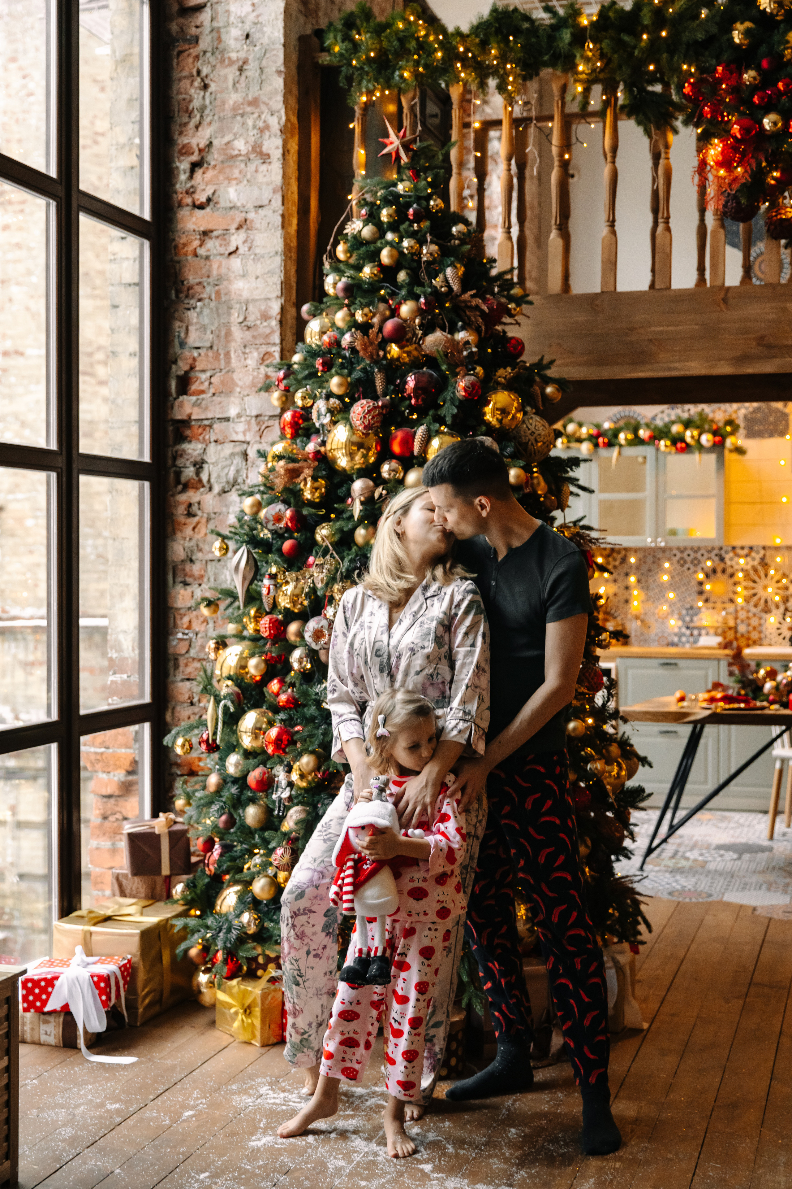 Новогодняя семейная фотосессия. Саша, Нина и Аня