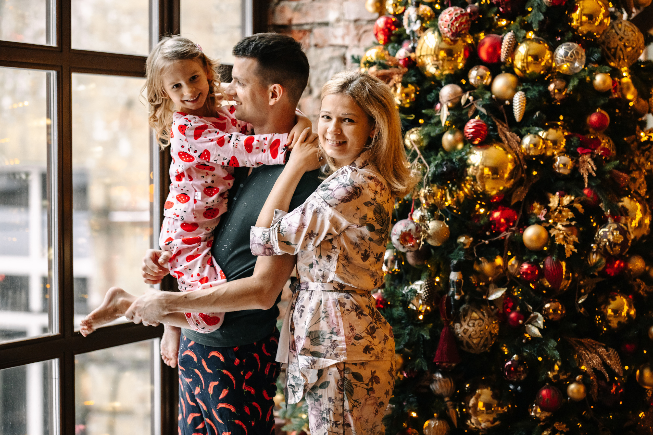 Новогодняя семейная фотосессия. Саша, Нина и Аня