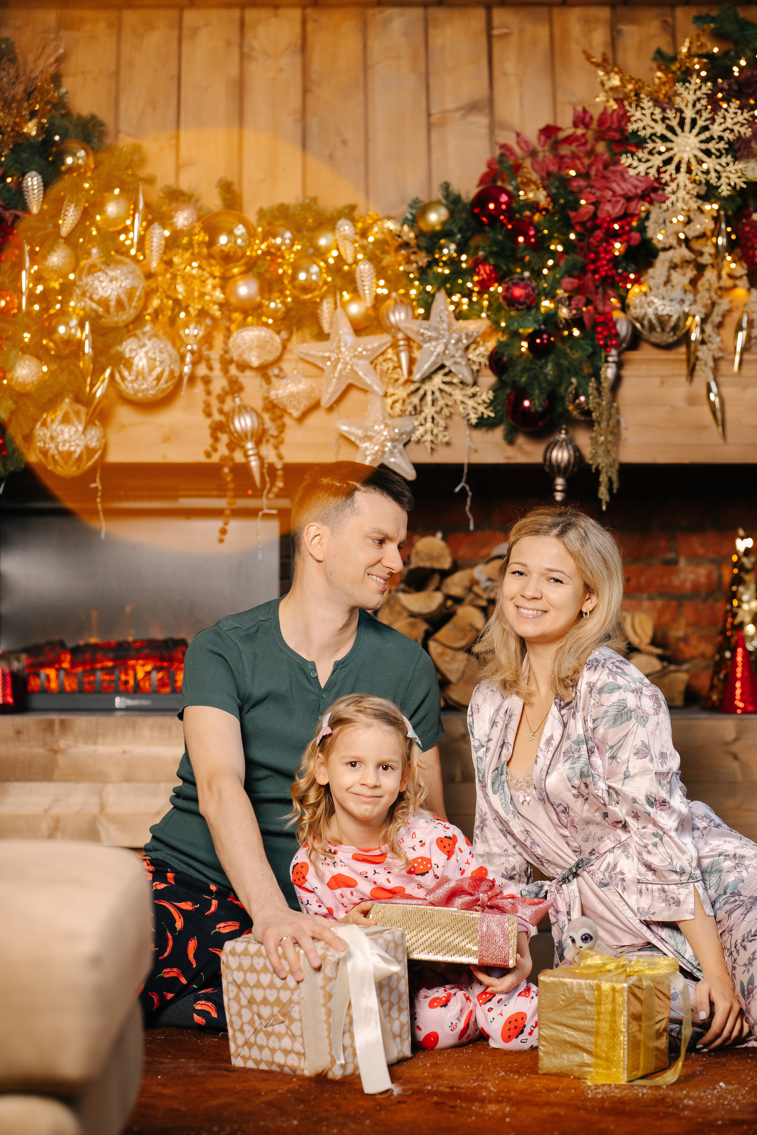 Новогодняя семейная фотосессия. Саша, Нина и Аня