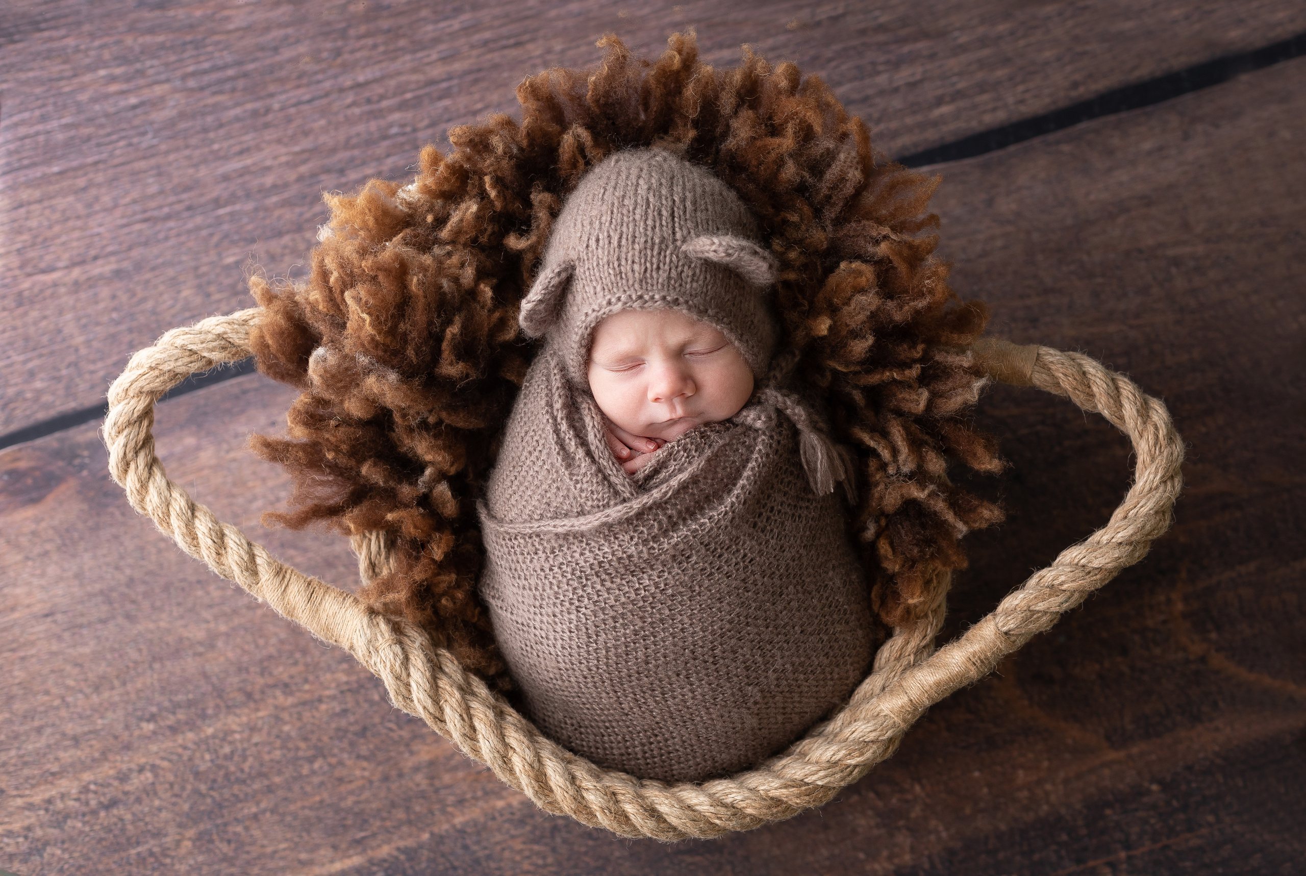 Newborn. Newborn photographer. Keski-Suomi (Central Finland)
