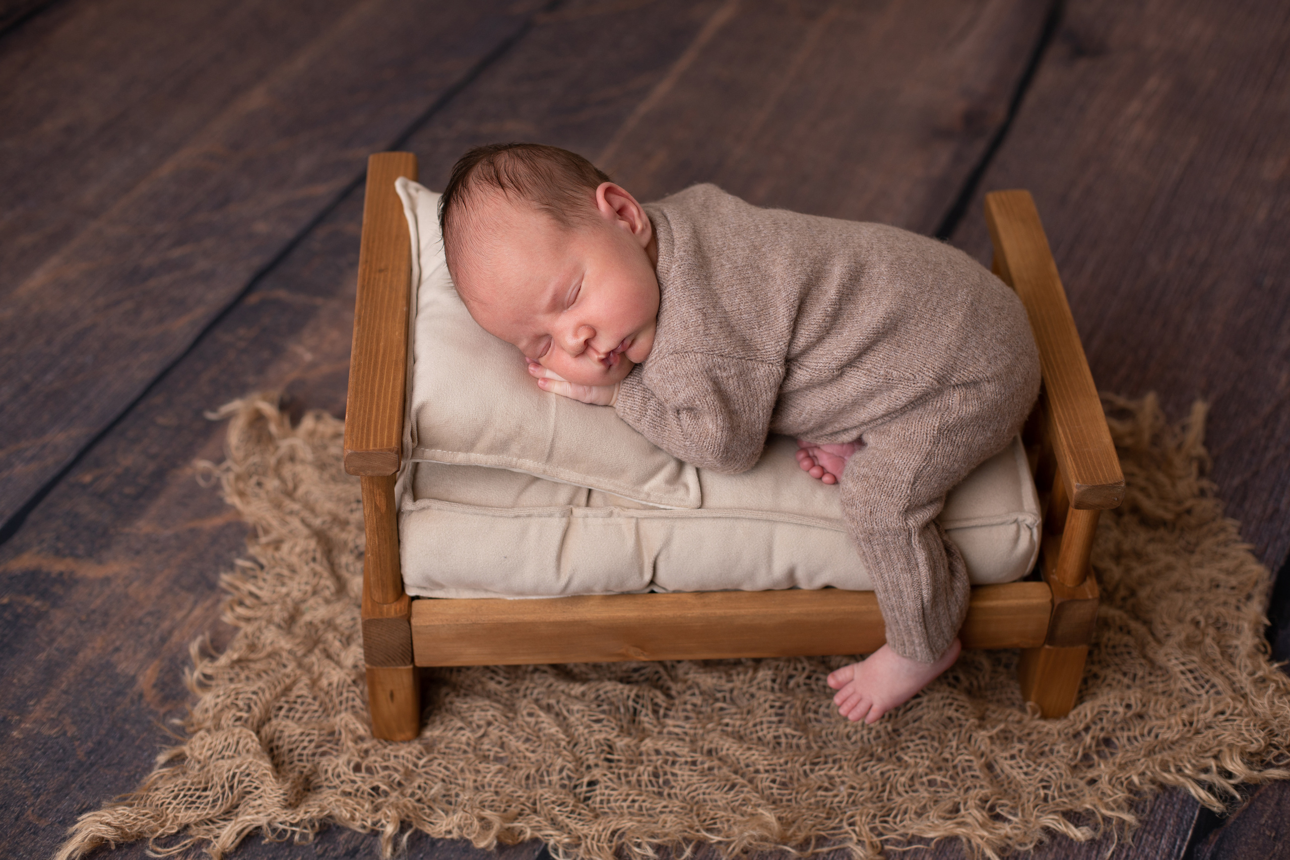 Newborn. Newborn photographer. Keski-Suomi (Central Finland)