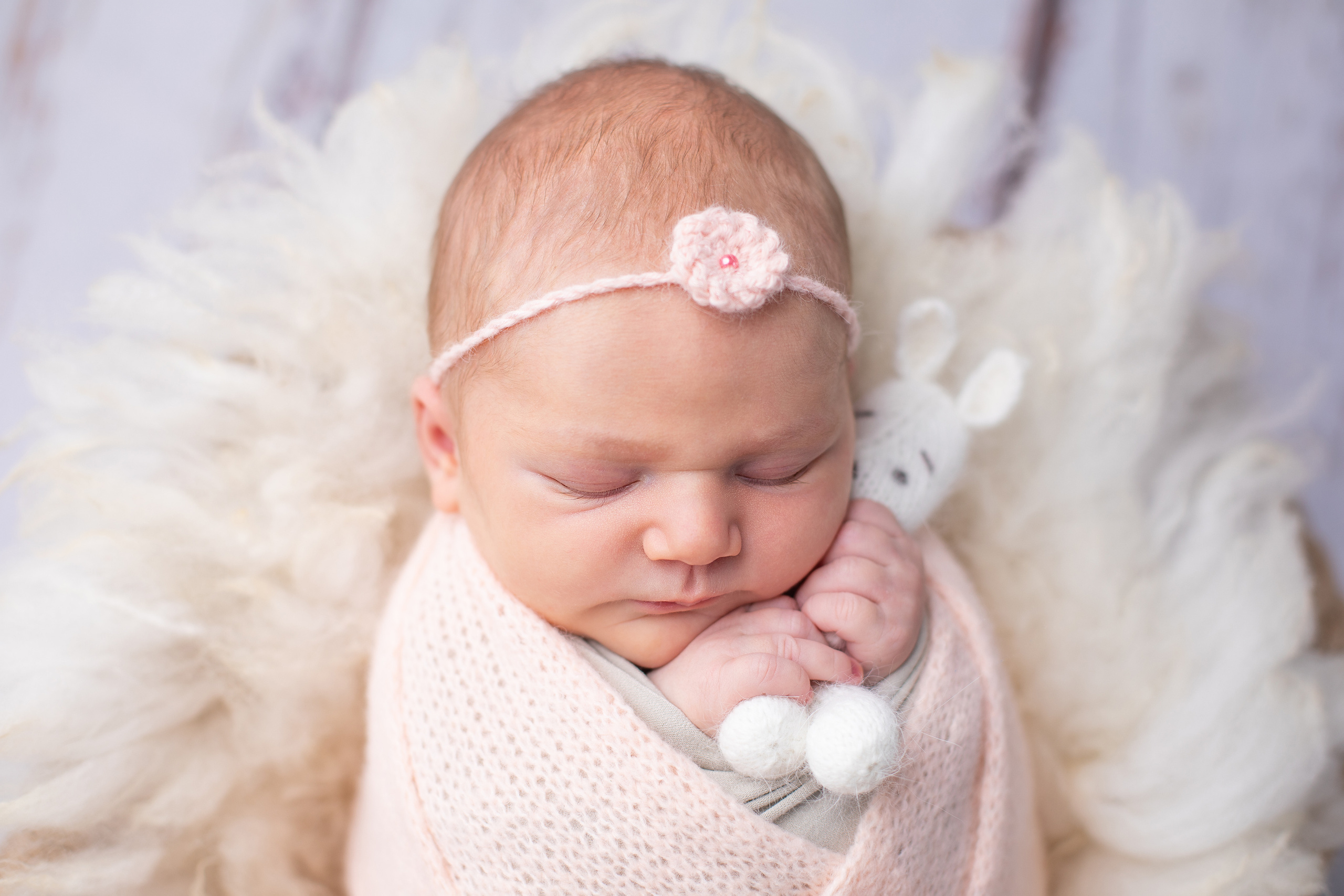 Newborn. Newborn photographer. Keski-Suomi (Central Finland)