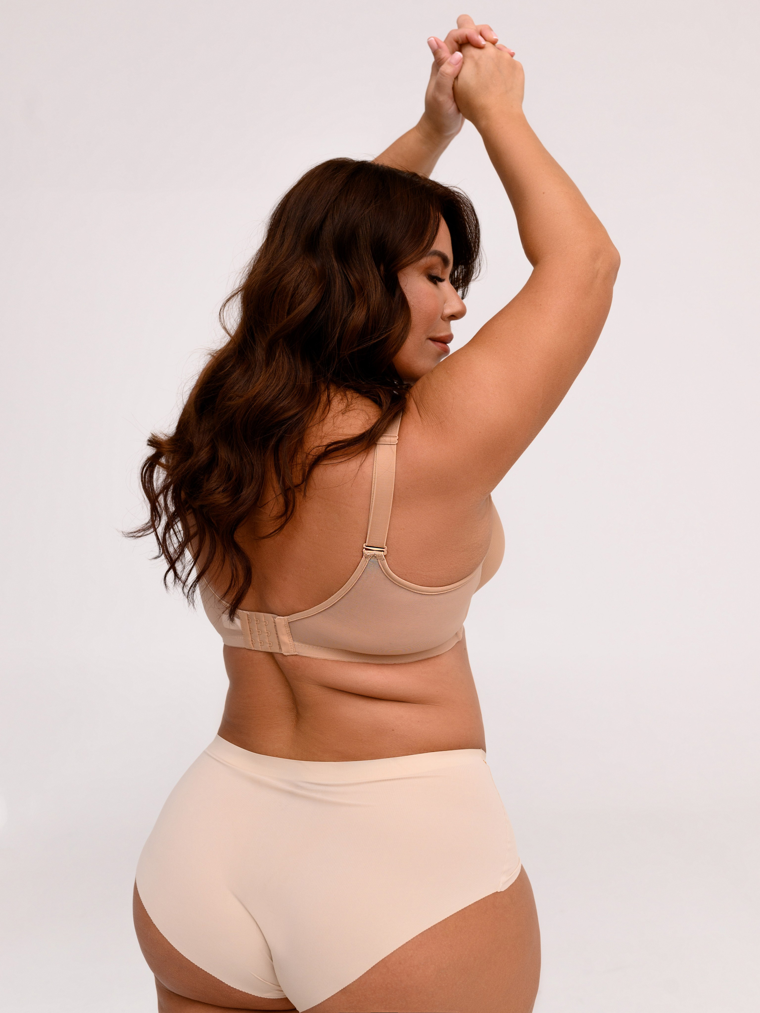 Каталог. Нижнее бельё plus size. Фотограф Александра Распопова
