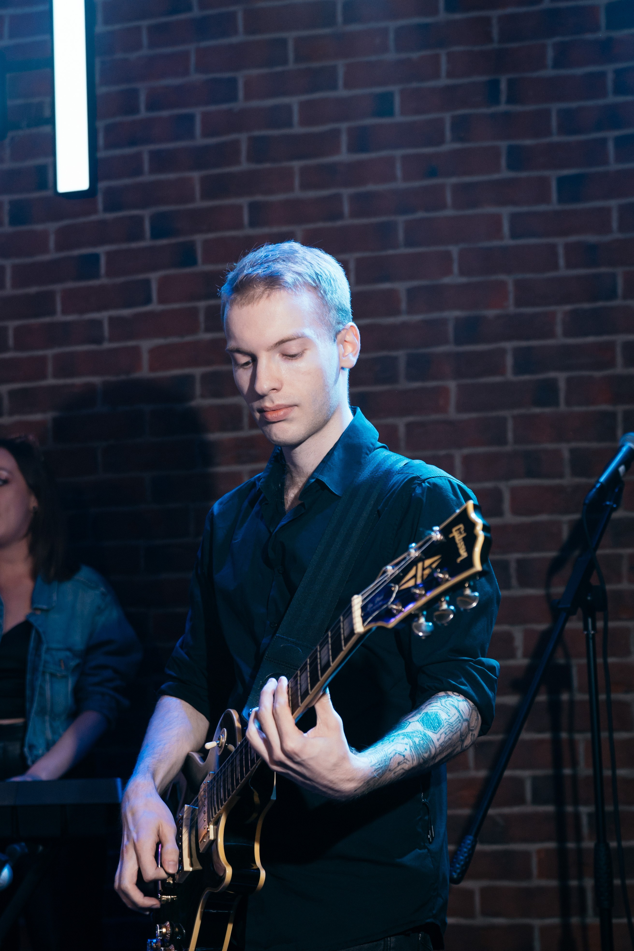 Mini Concert. Photographer based in moscow Peter Tchana