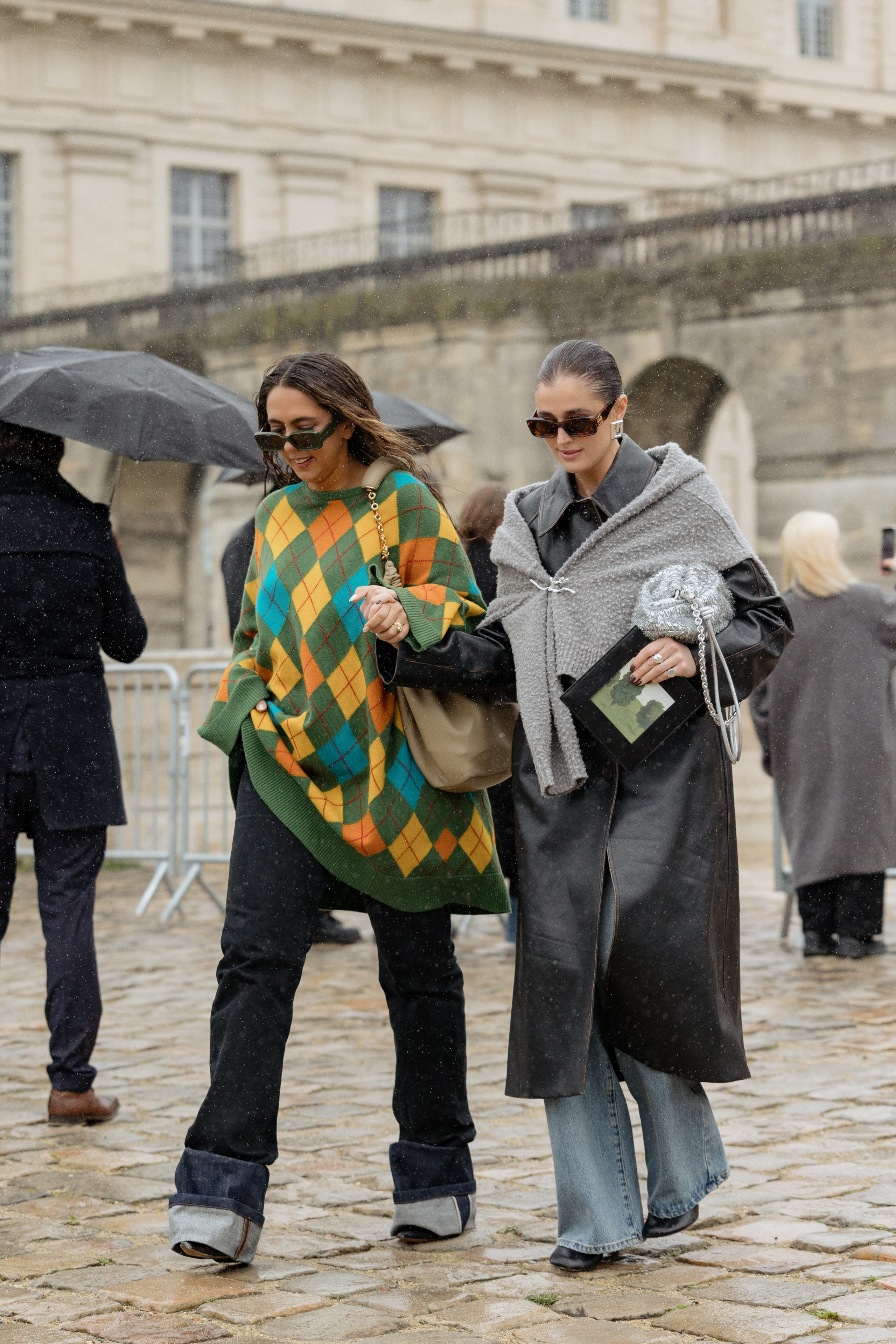 LOEWE PFW WOMENSWEAR FALL-WINTER 24/25. Photographer in Milan Ivan Goncharov