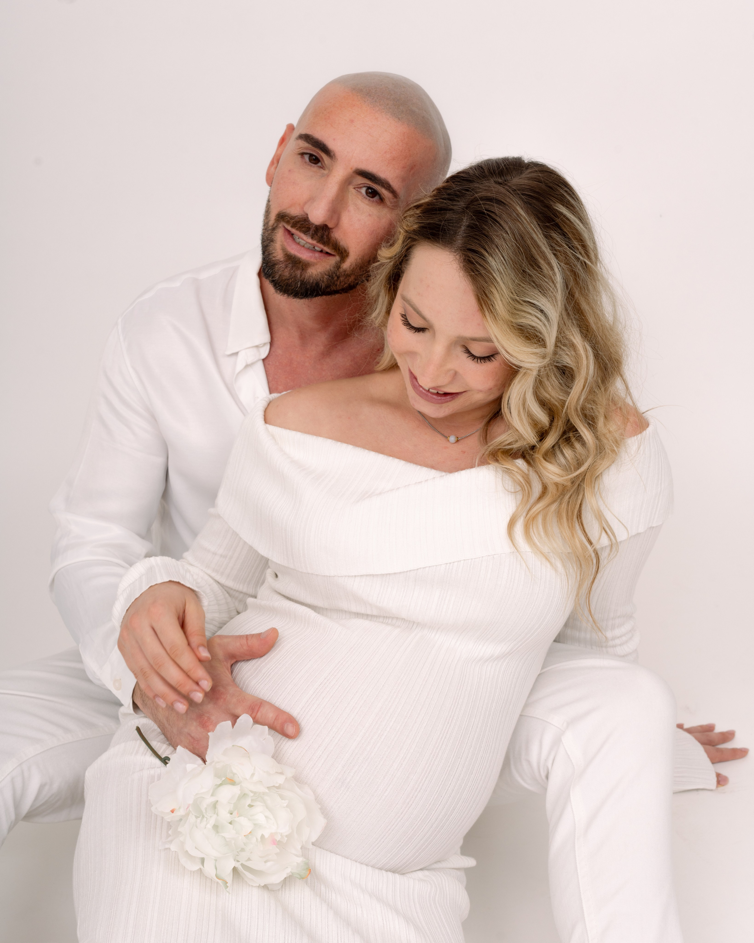 HAPPINESS. Anastasiia Antoniuk portrait, family and couple photographer, Portugal