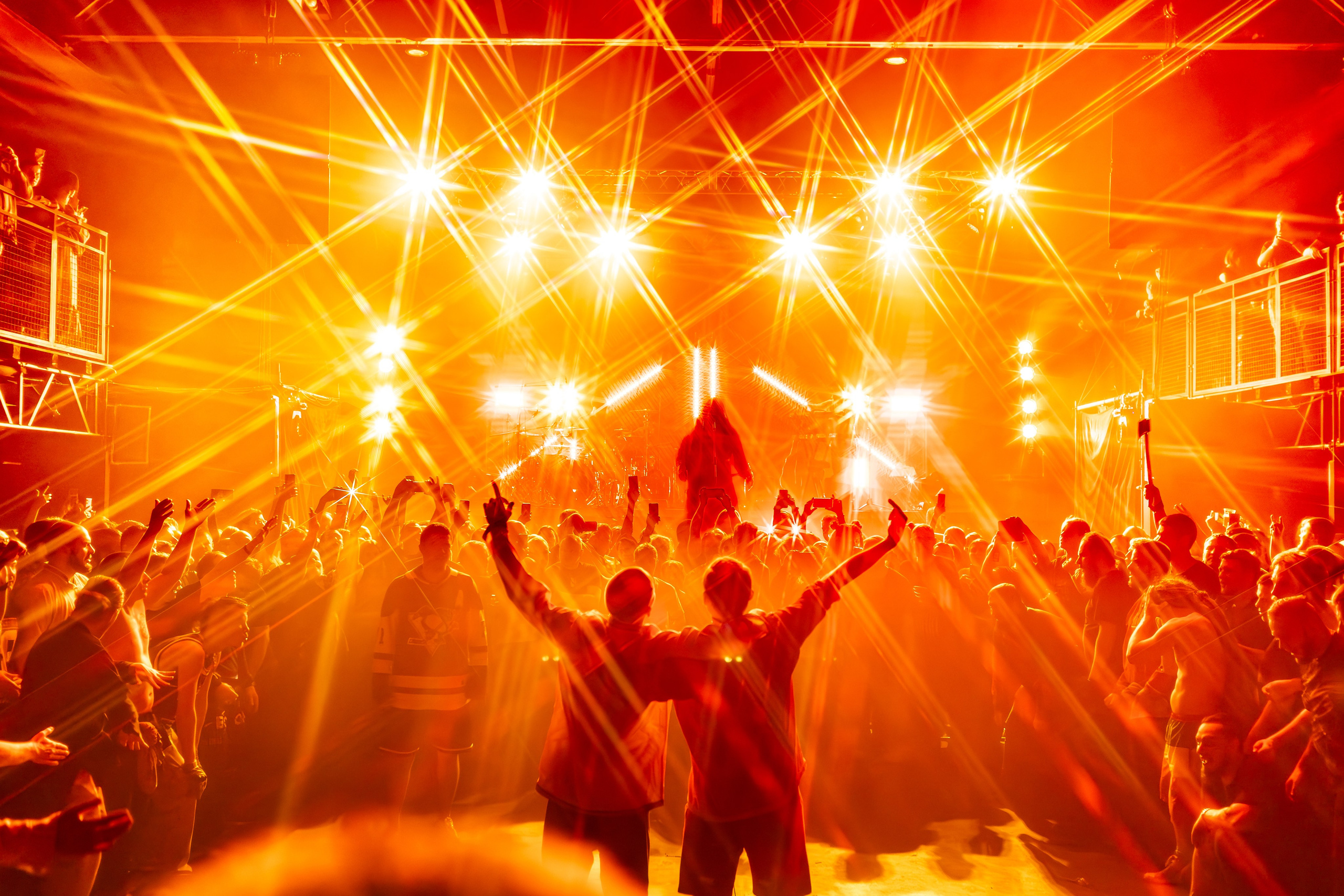 Нейромонах Феофан | 15 лет. Репортажный фотограф Екатеринбург | Яркий, качественный репортаж | Концерты, клубы, репортаж, праздники, корпоративы