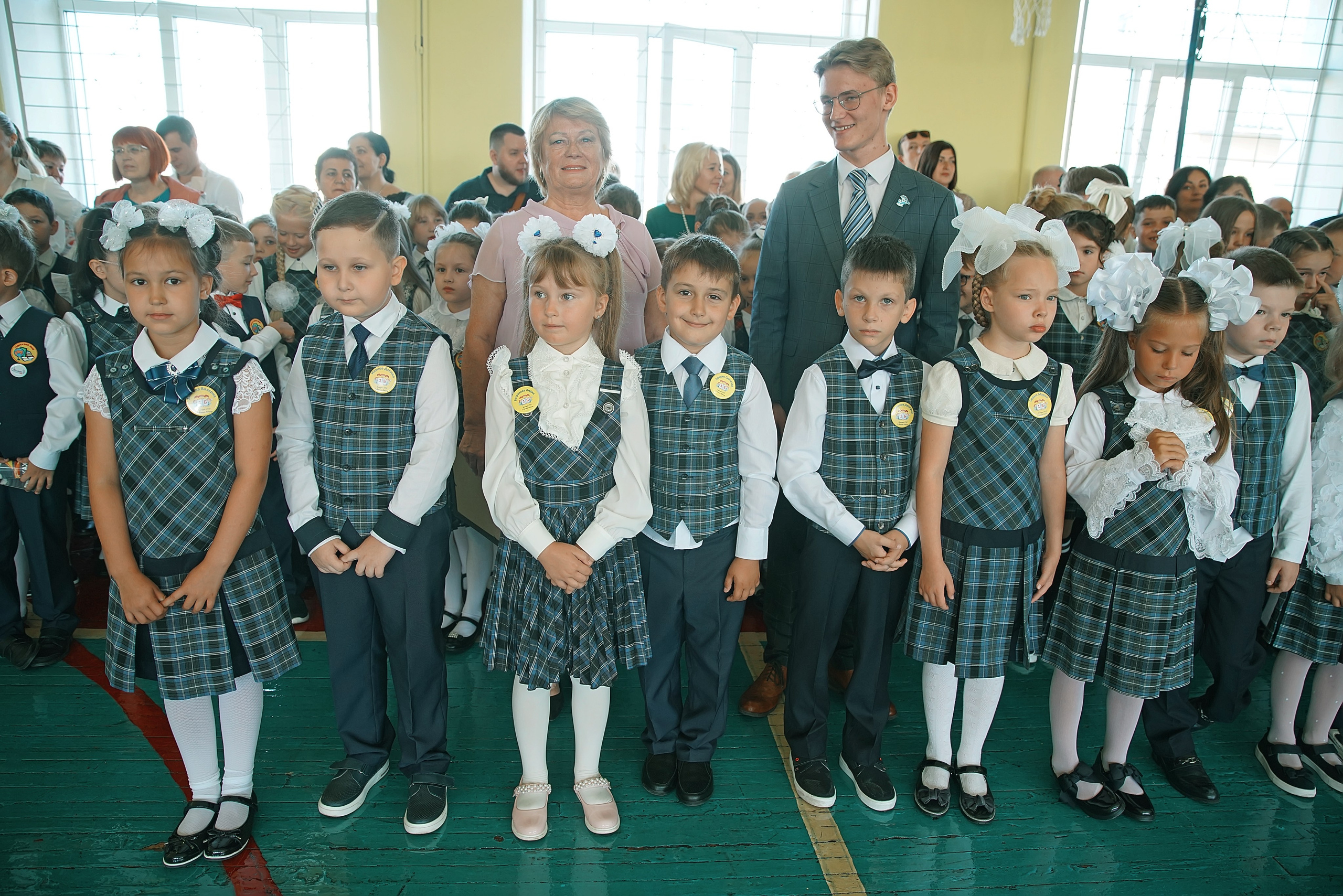 Первый класс линейка, в классе, портреты. Семейный и детский фотограф в Нижнем Новгороде