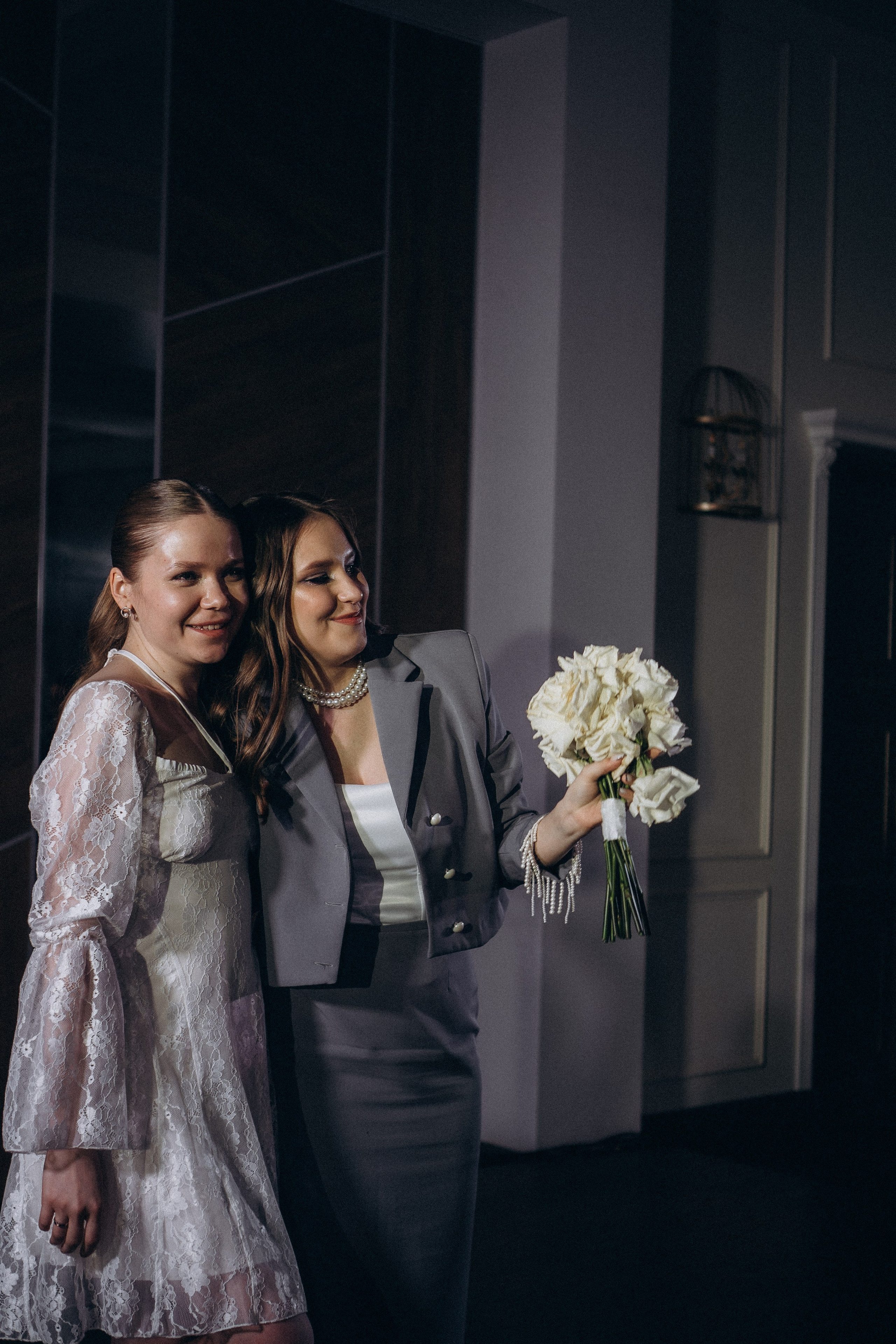 СВАДЕБНАЯ СЬЕМКА СБОРОВ В ОТЕЛЕ И ВЫЕЗД НА ЦЕРЕМОНИЮ (СНЯТО В СИБИРЕ В НИЖНЕВАРТОВСКЕ). Профессиональный фотограф, Санкт-Петербург — Виктория Богомолова