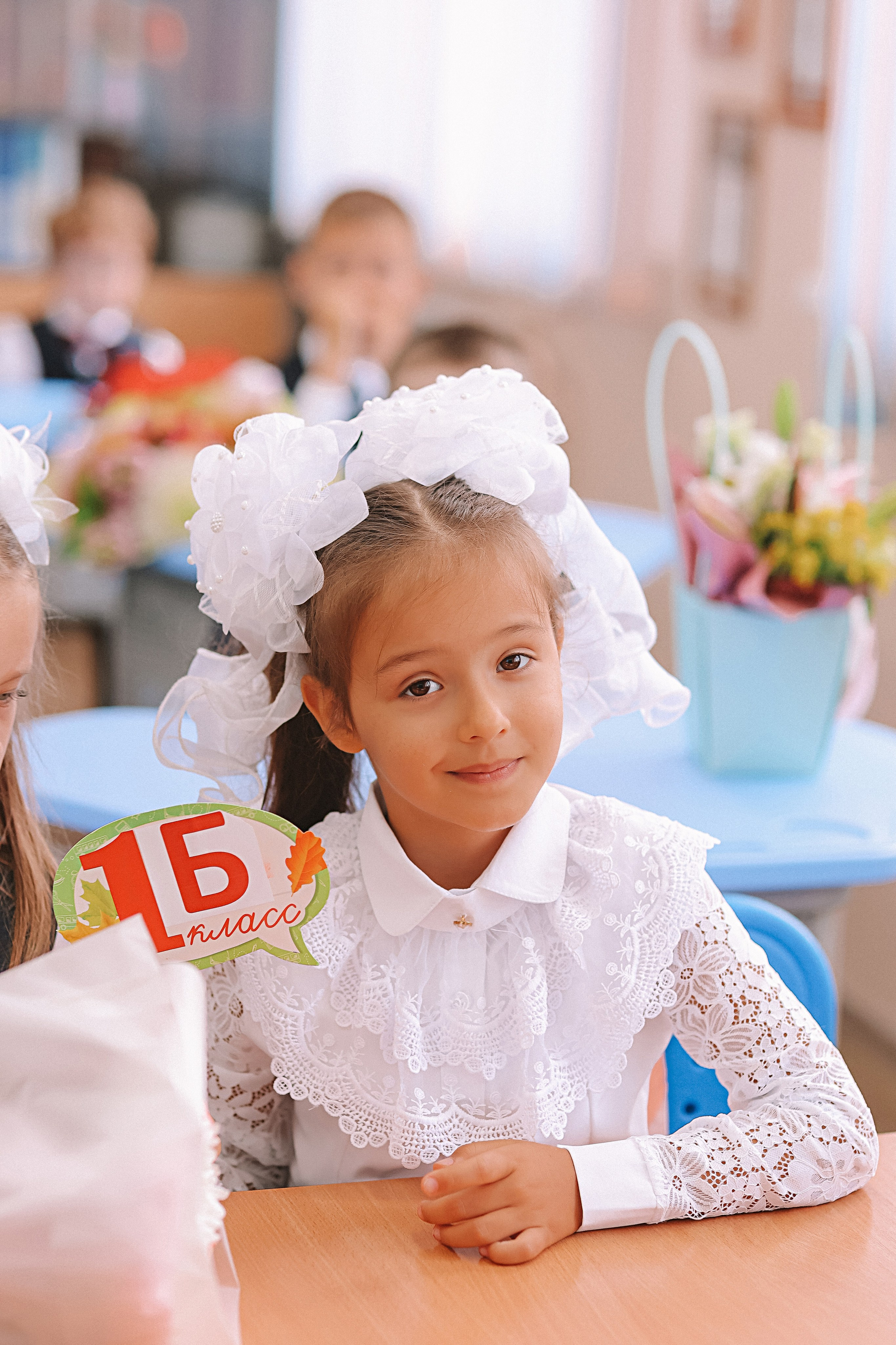 1 сентября линейка+кл час+портреты. Семейный фотограф Тюмень, фотограф на роды Салмина Мария