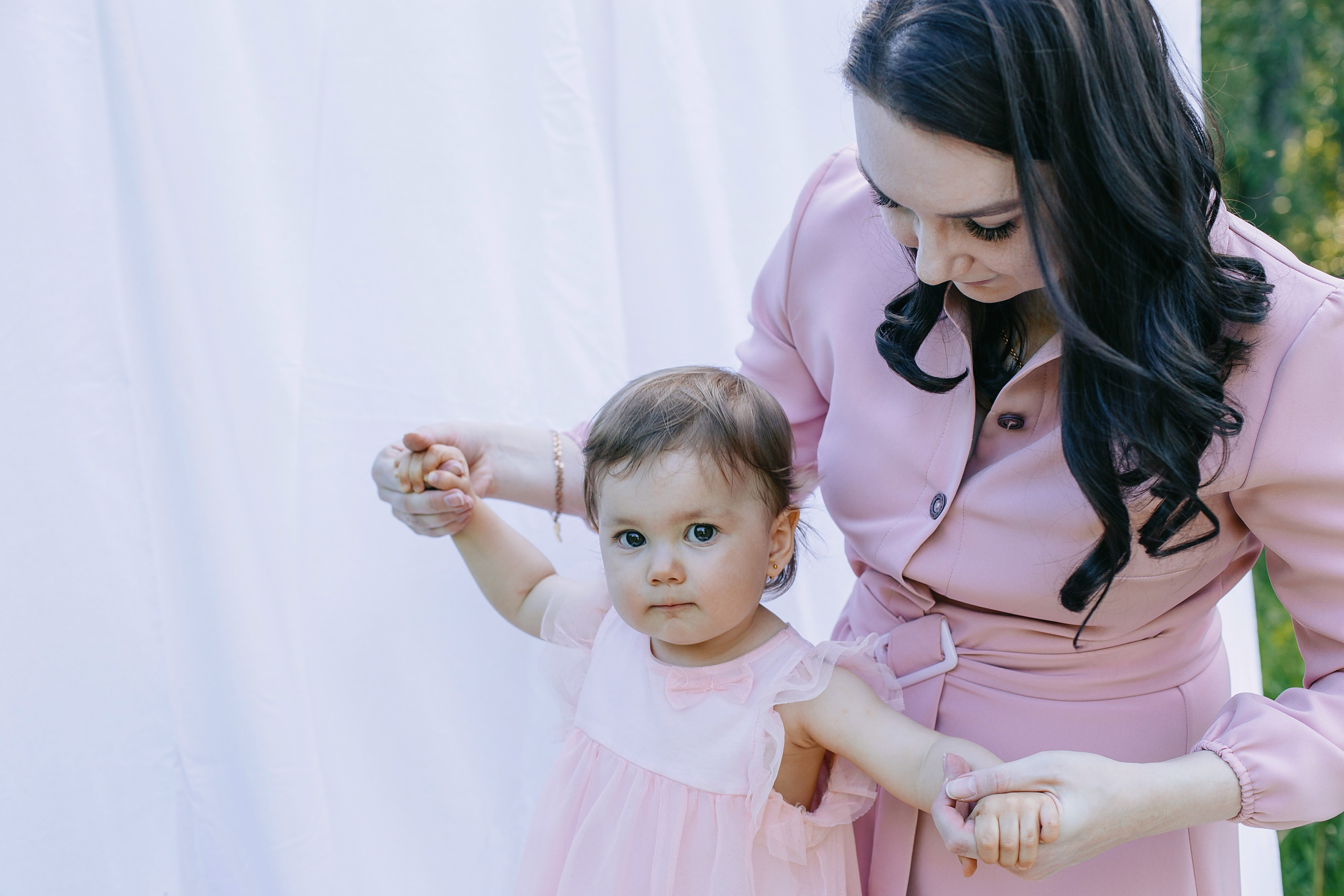 Аня и Вика. Выпускные альбомы Искитим, Бердск и Новосибирск Крюкова Елена