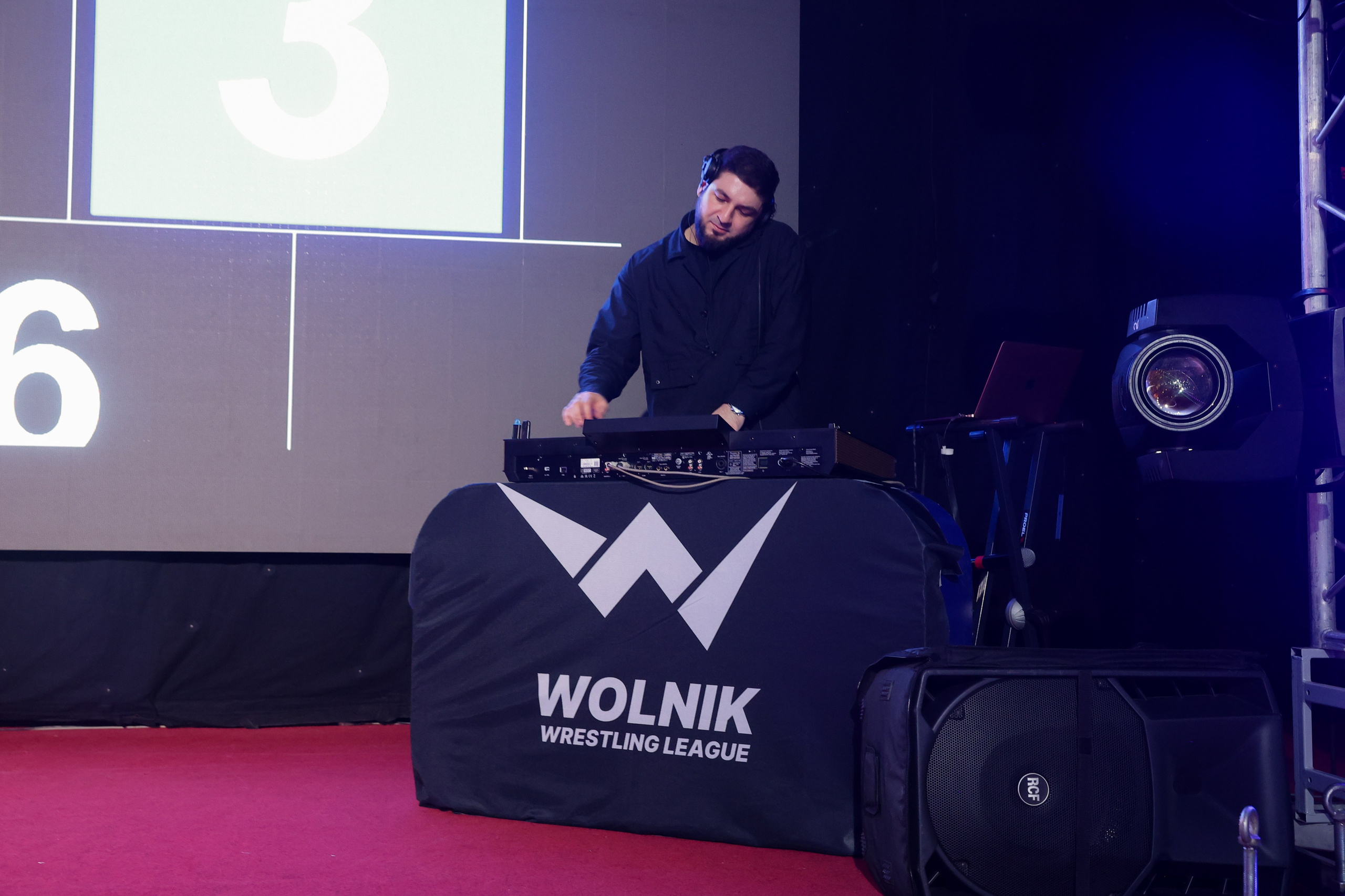 Турнир Вольник. Omar Shapiev