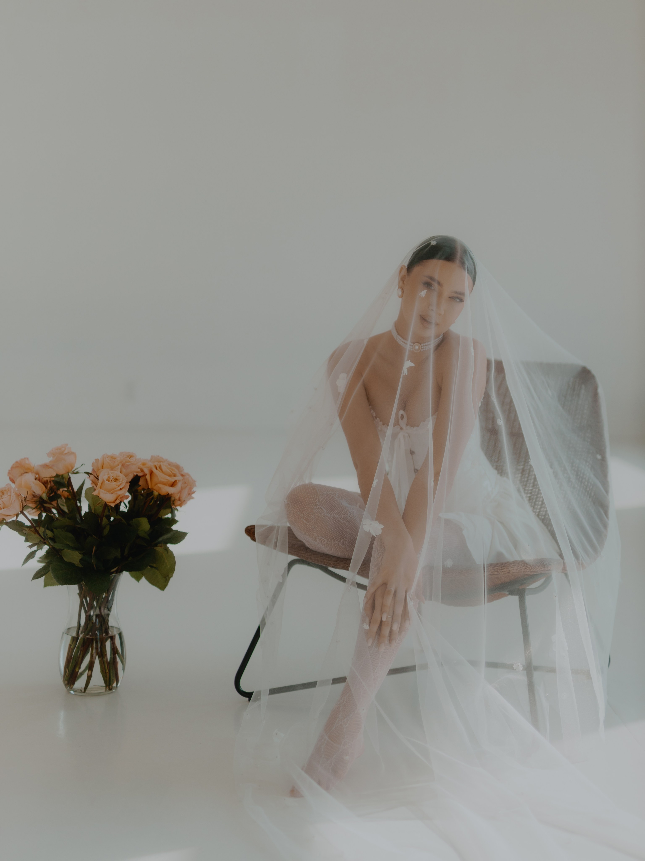 Мария в ArtModa (вариант утра невесты). Свадебные фотографы в Гомеле и Минске Сергей и Анастасия Фещенок