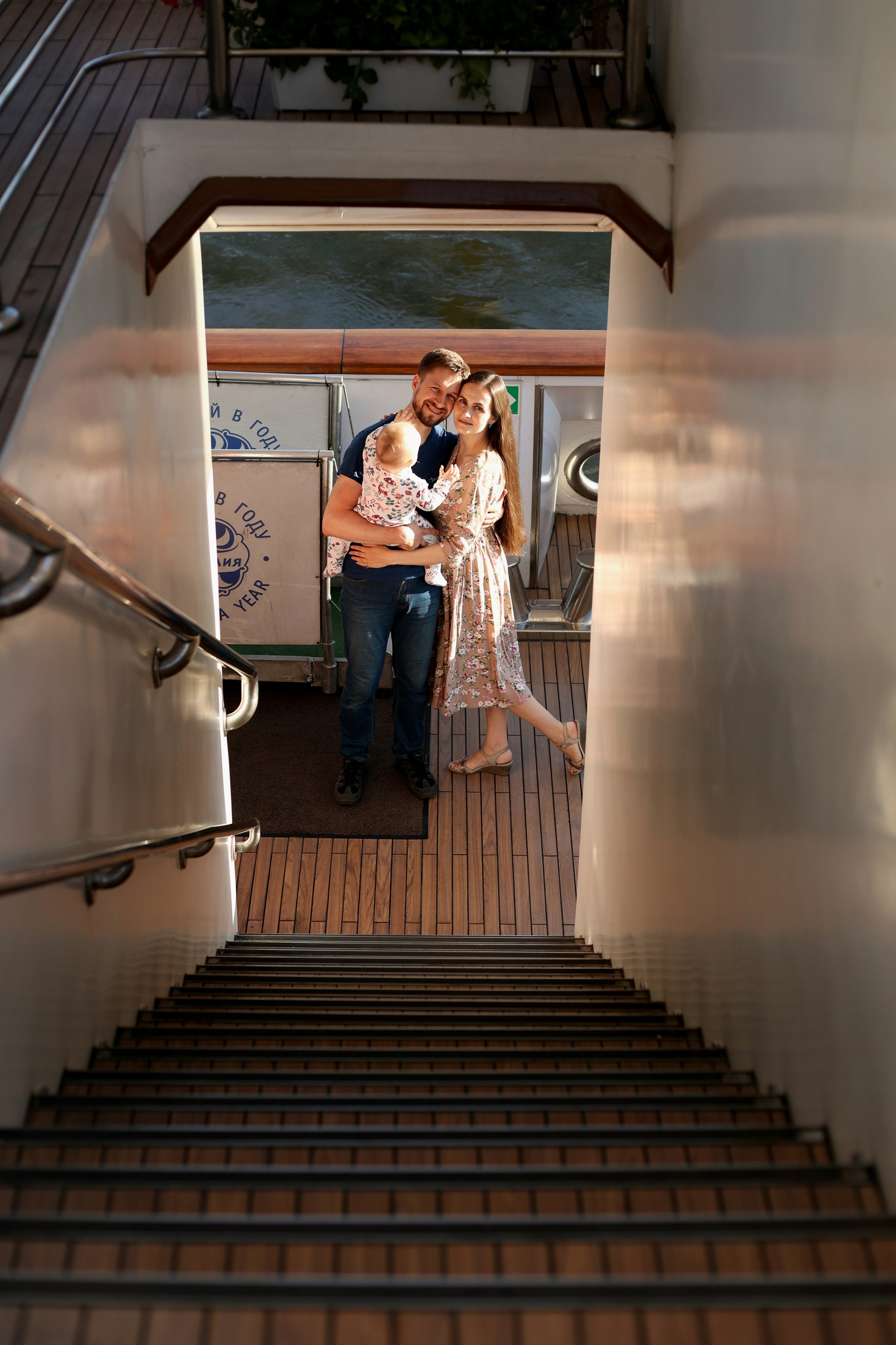 Семья на теплоходе. Видеограф и фотограф Надежда Корнейчик
