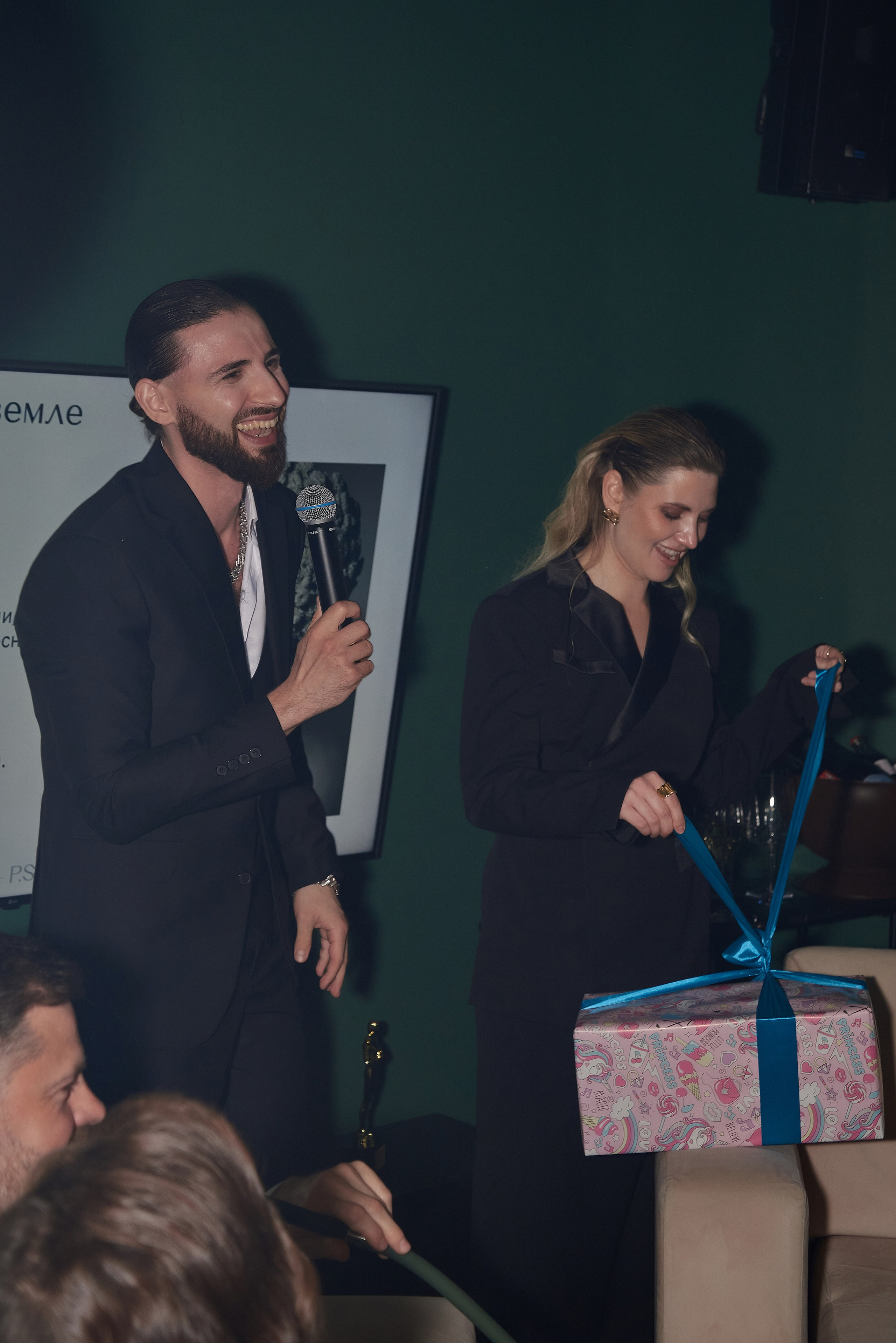 День рождения Светланы Пинигиной в караоке Divas. Наталия Дианова — фотограф для брендов и экспертов в Москве