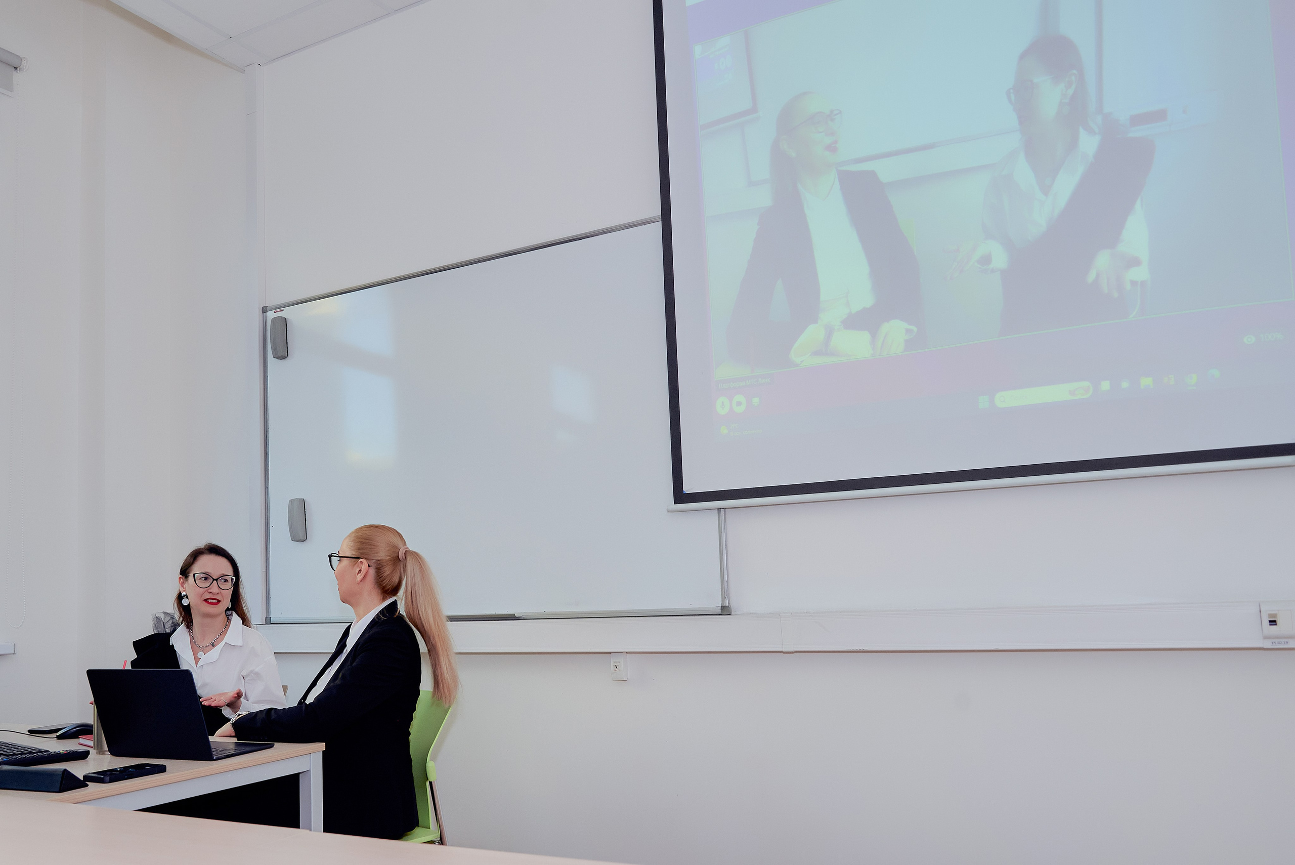 Он лайн лекция в ВШЭ. Наталия Дианова — фотограф для брендов и экспертов в Москве