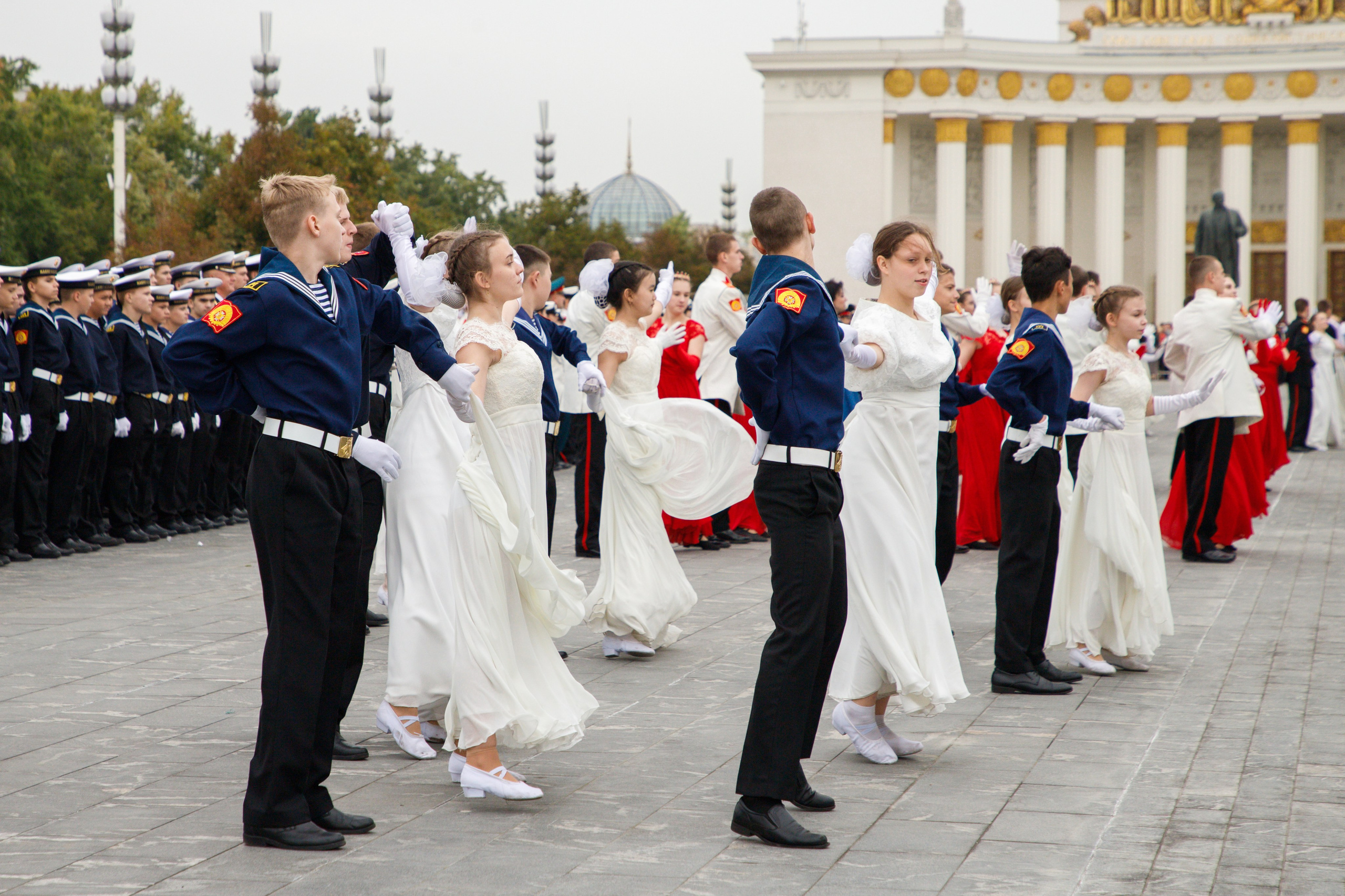 Репортаж посвящения в кадеты в Москве на ВДНХ в сентябре 2024 года. Семейный и школьный фотограф в Москве Анна Ткач