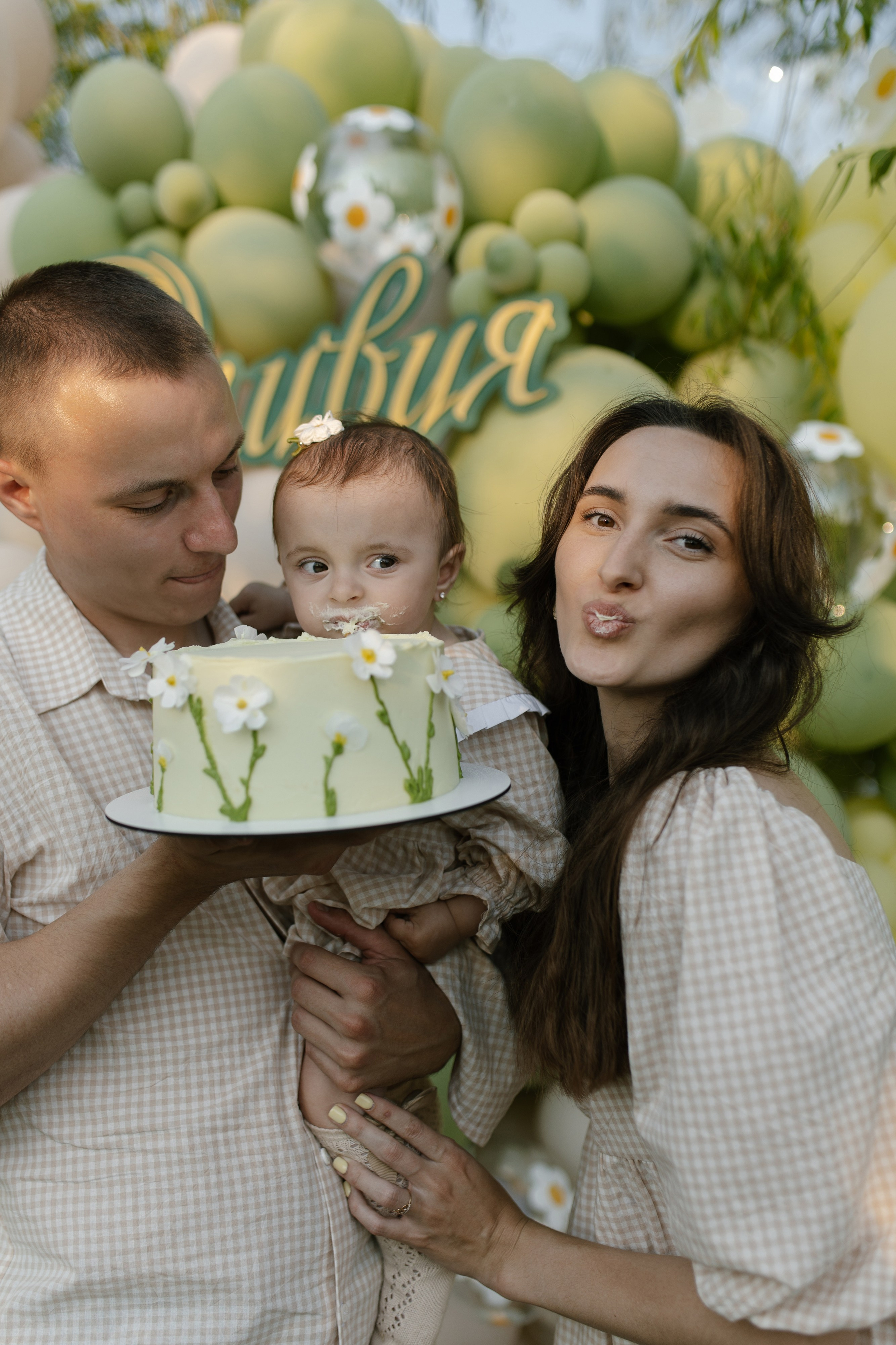Оливии 1 годик. Свадебный и семейный фотограф в Краснодаре/Геленджике/Сочи/Санкт-Петербурге