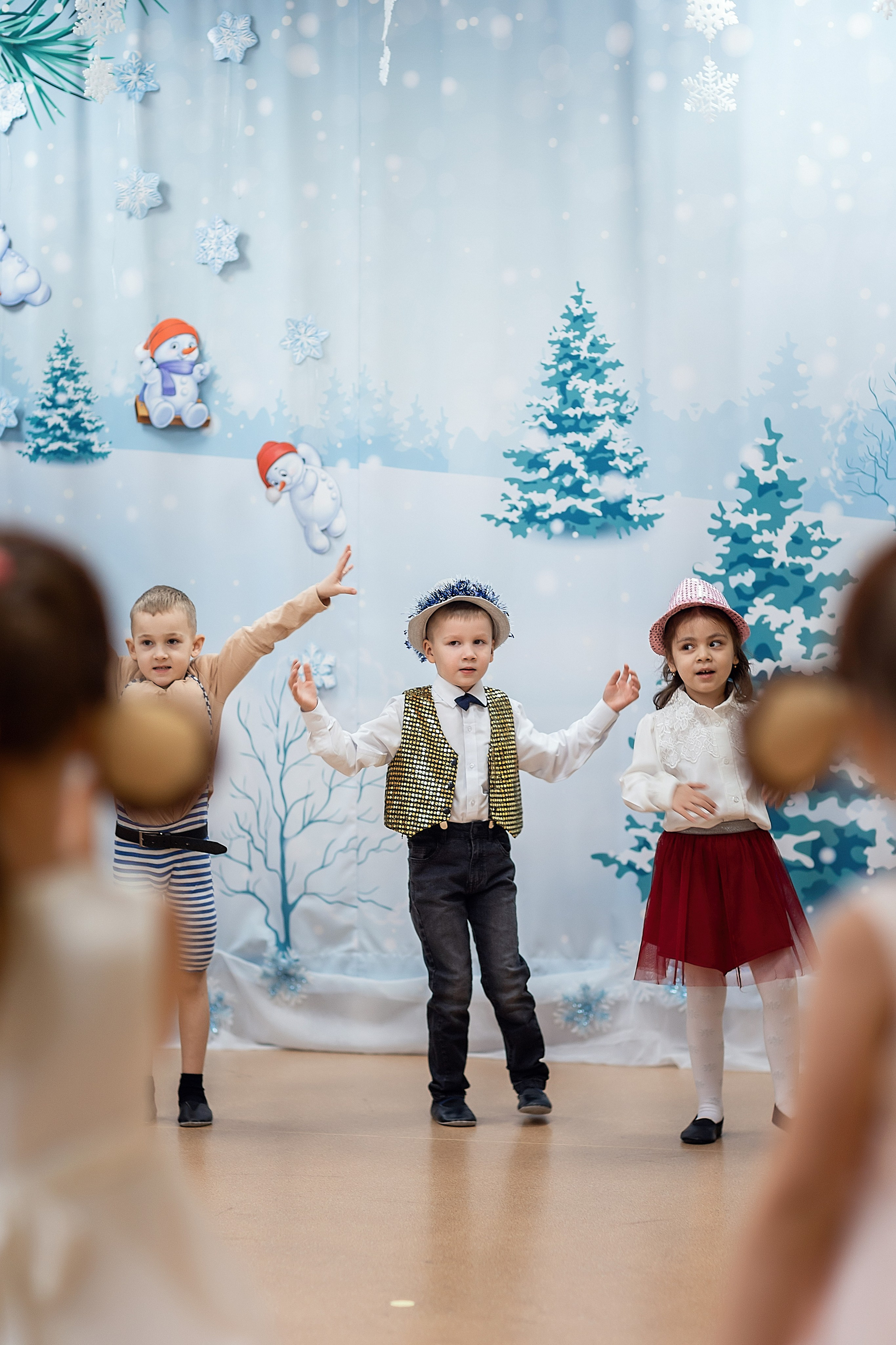 Утренник_"Веселый балаганчик» 2024. Семейный фотограф в Санкт-Петербурге