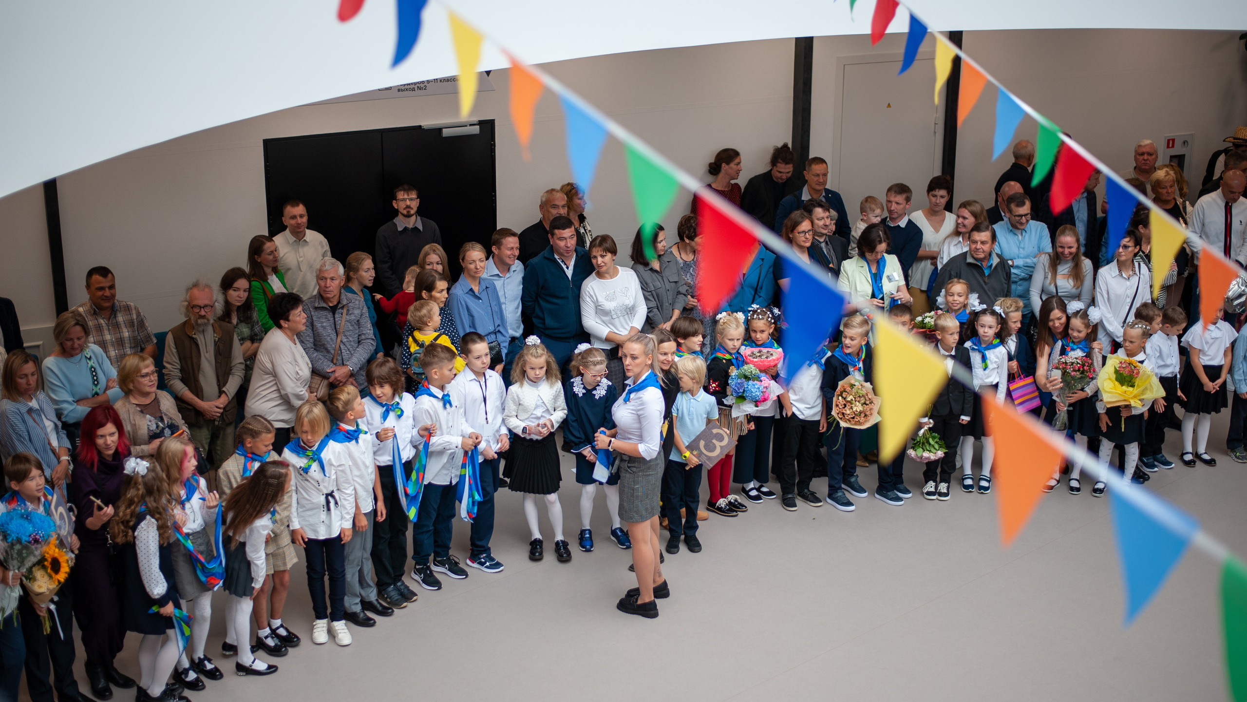 Школьные мероприятия. Портретный фотограф в Москве — Иван Саяпин