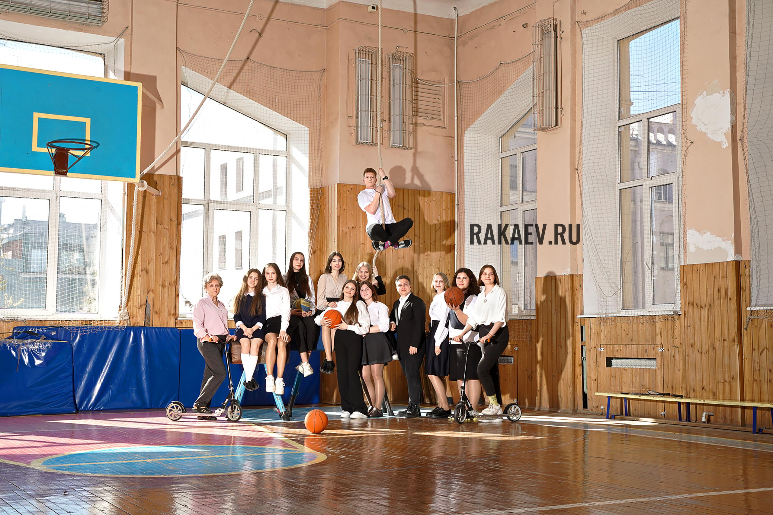 Школьная фотография. Артем Ракаев — фотограф и видеомейкер из Санкт-Петербурга