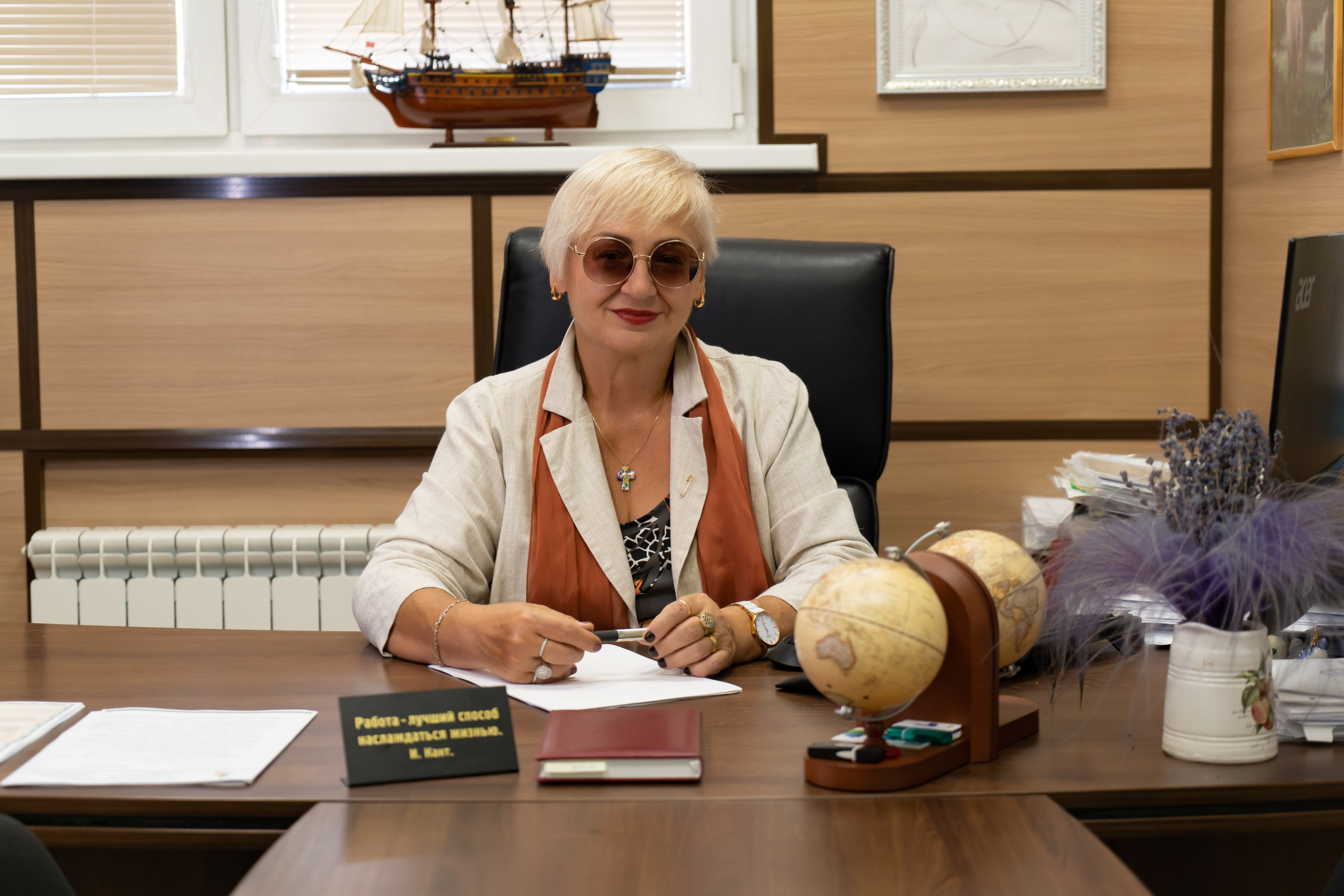 Деловые Портреты женщин и мужчин. Студийный и Рекламный Фотограф в Екатеринбурге Сергей Минин