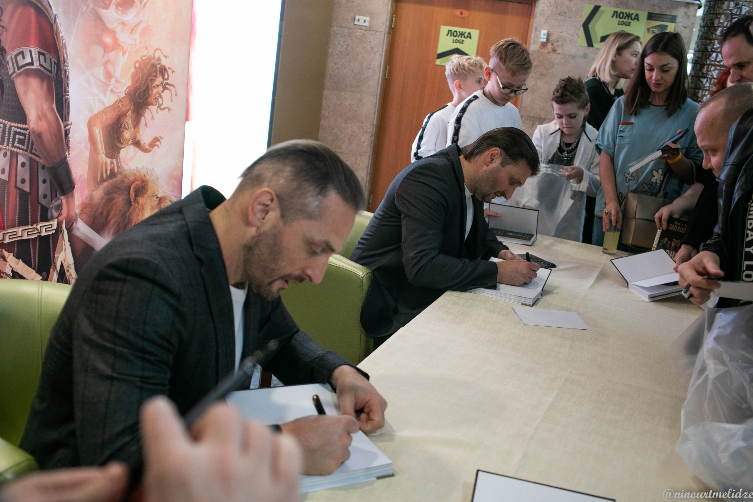 В закулисье у братьев Запашных. Art photographer Nino