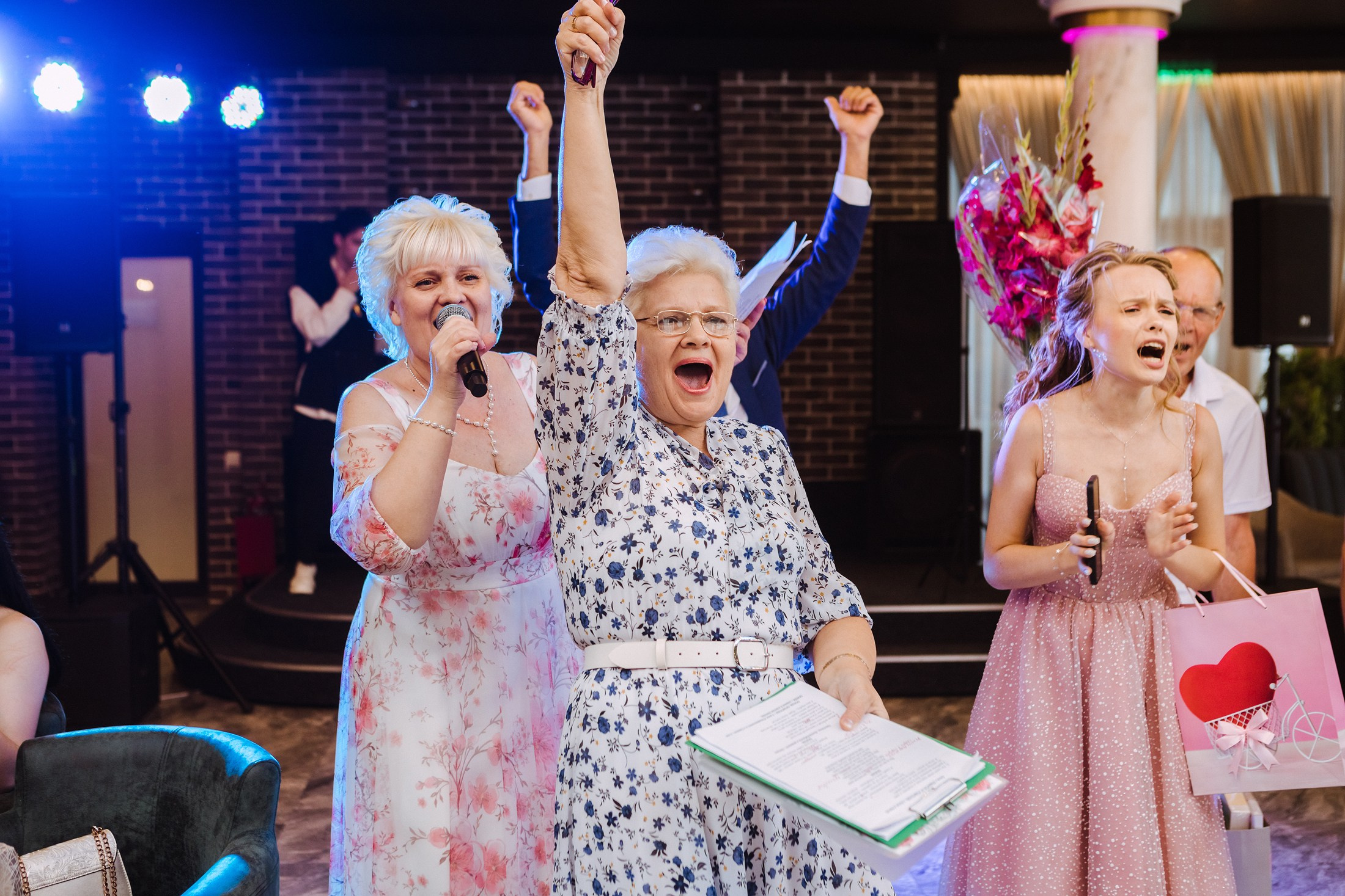 Александр и Ольга. Фотографы в городе Волгограде — Людмила Агеева и Алексей Околелов
