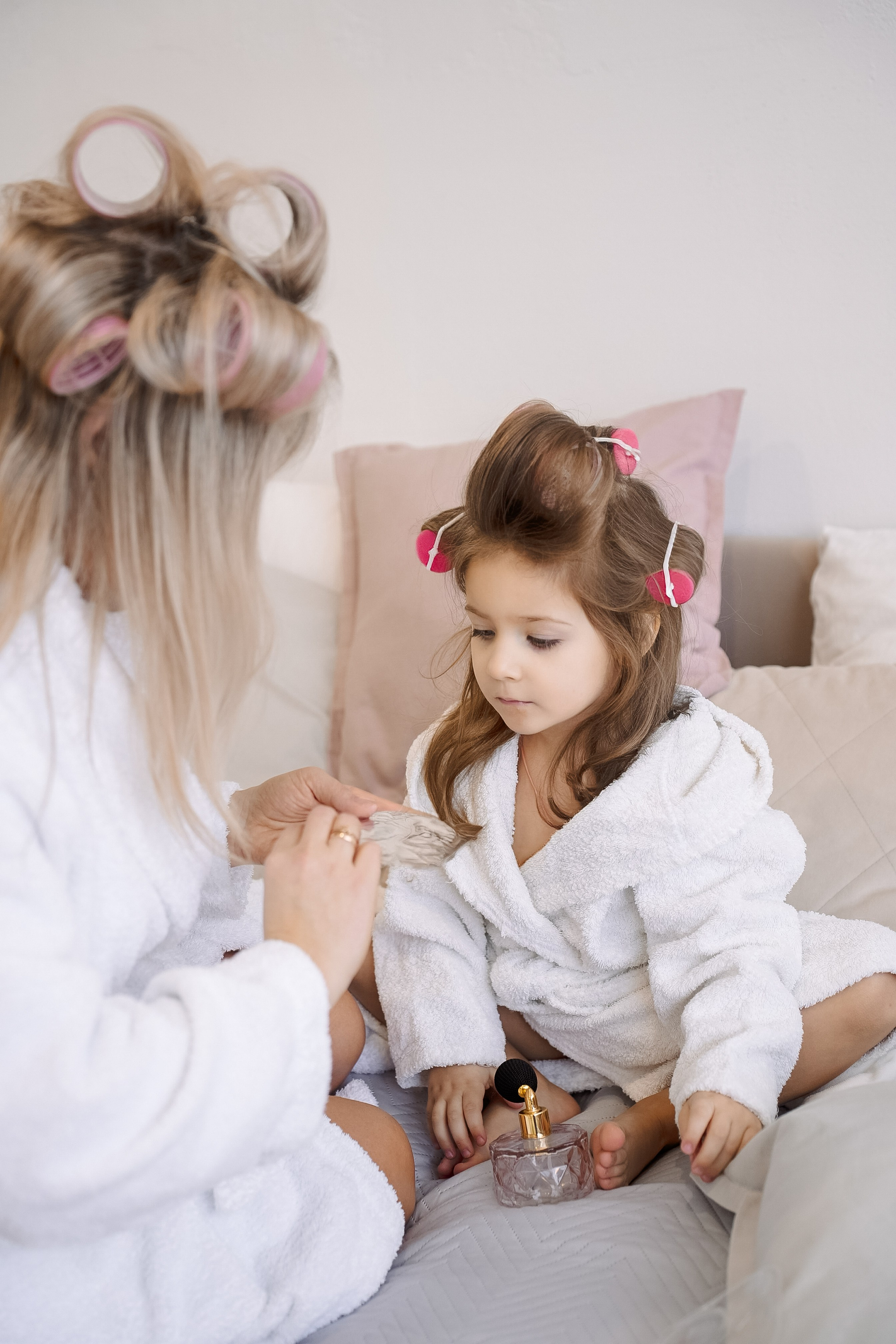 Мама с дочкой. Главная