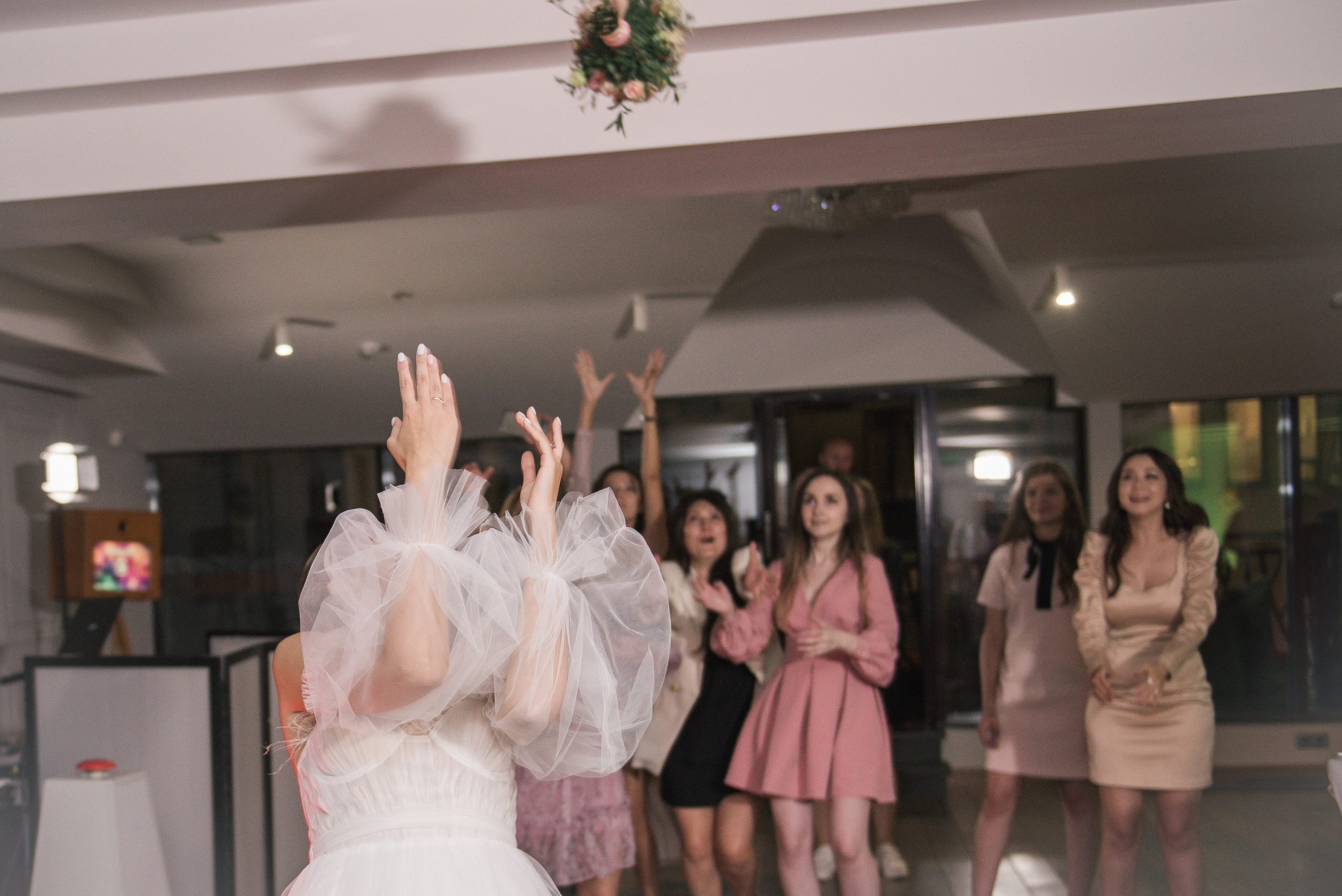 Лето в Санкт-Петербурге. Антон и Кристина. Свадебный и семейный фотограф София Невская