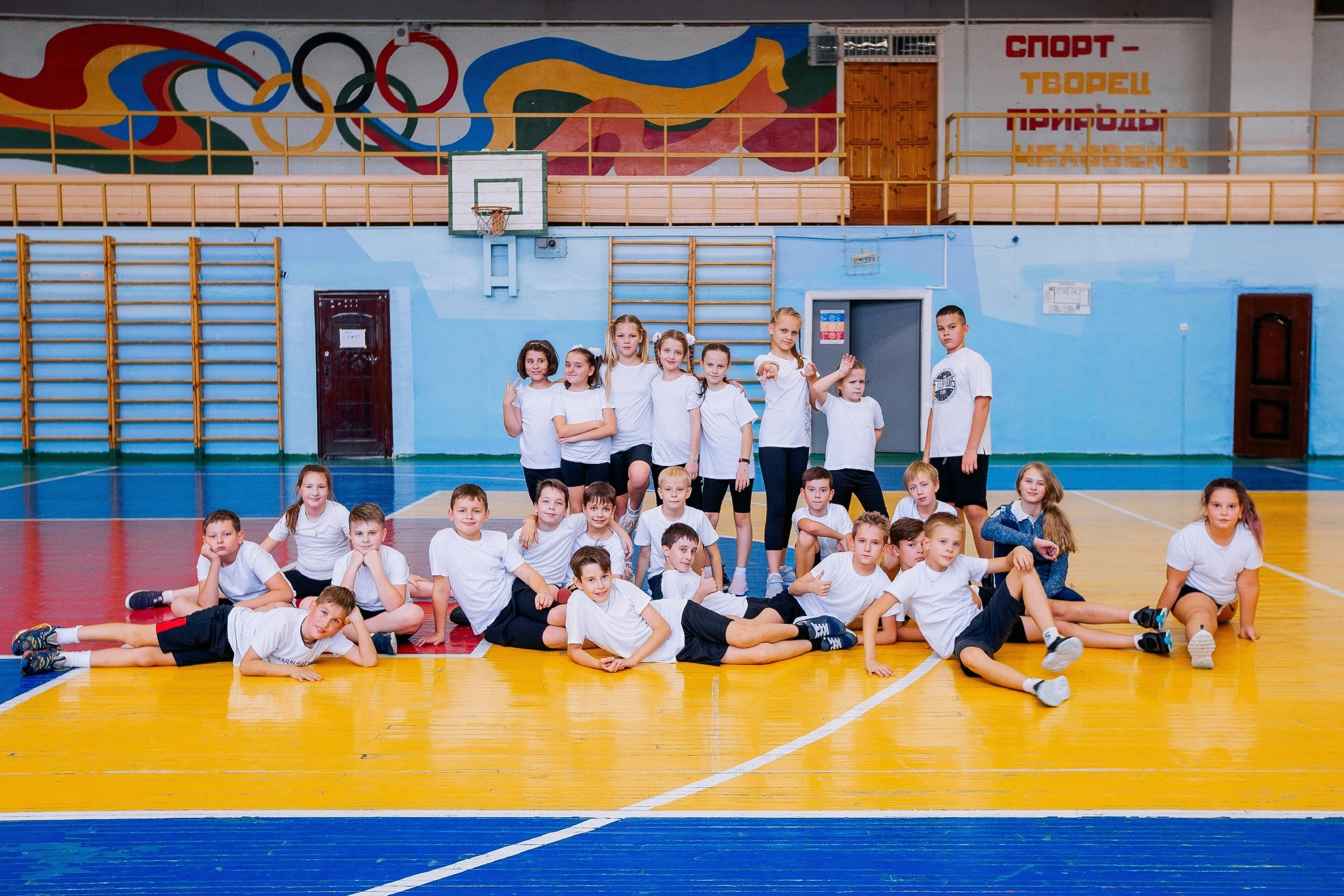 Младшая школа (съемки в рамках выпускных альбомов). Фотограф Екатерина Головатюк, Железногорск Красноярского края