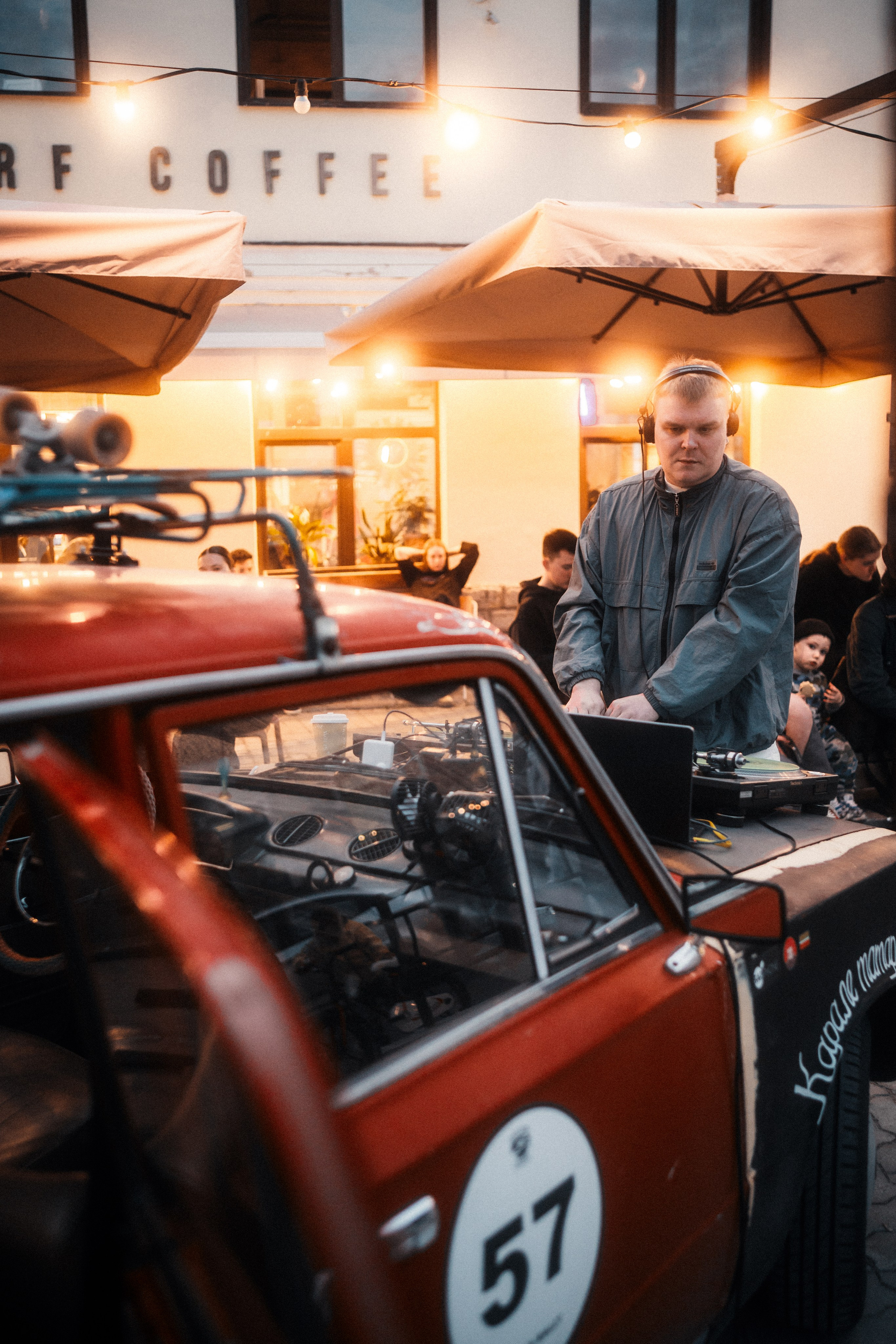 Cars & Coffee Season Opening 2025. Felixtones