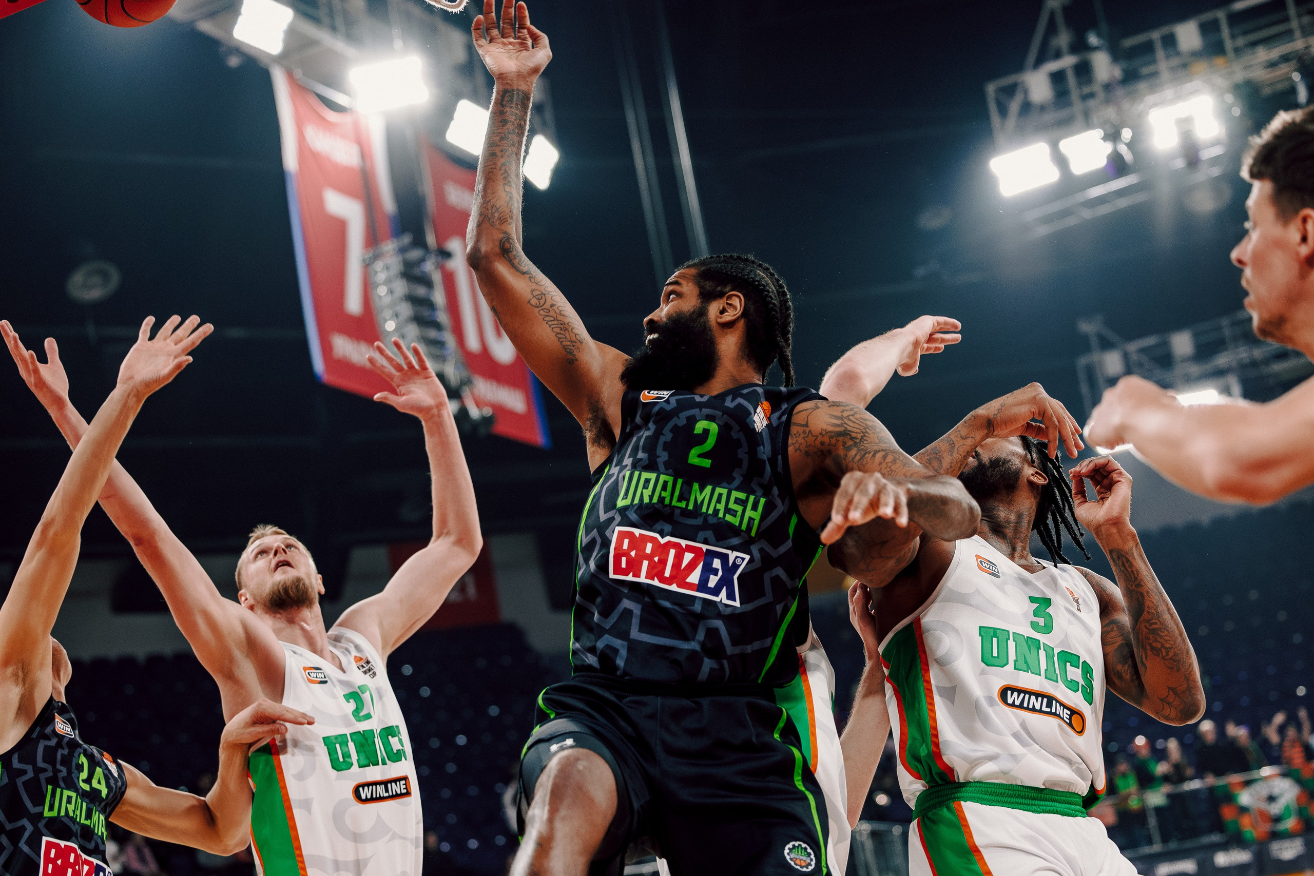 Winline Basket Cup — УРАЛМАШ — УНИКС. Лёшка Варзегов — фотограф