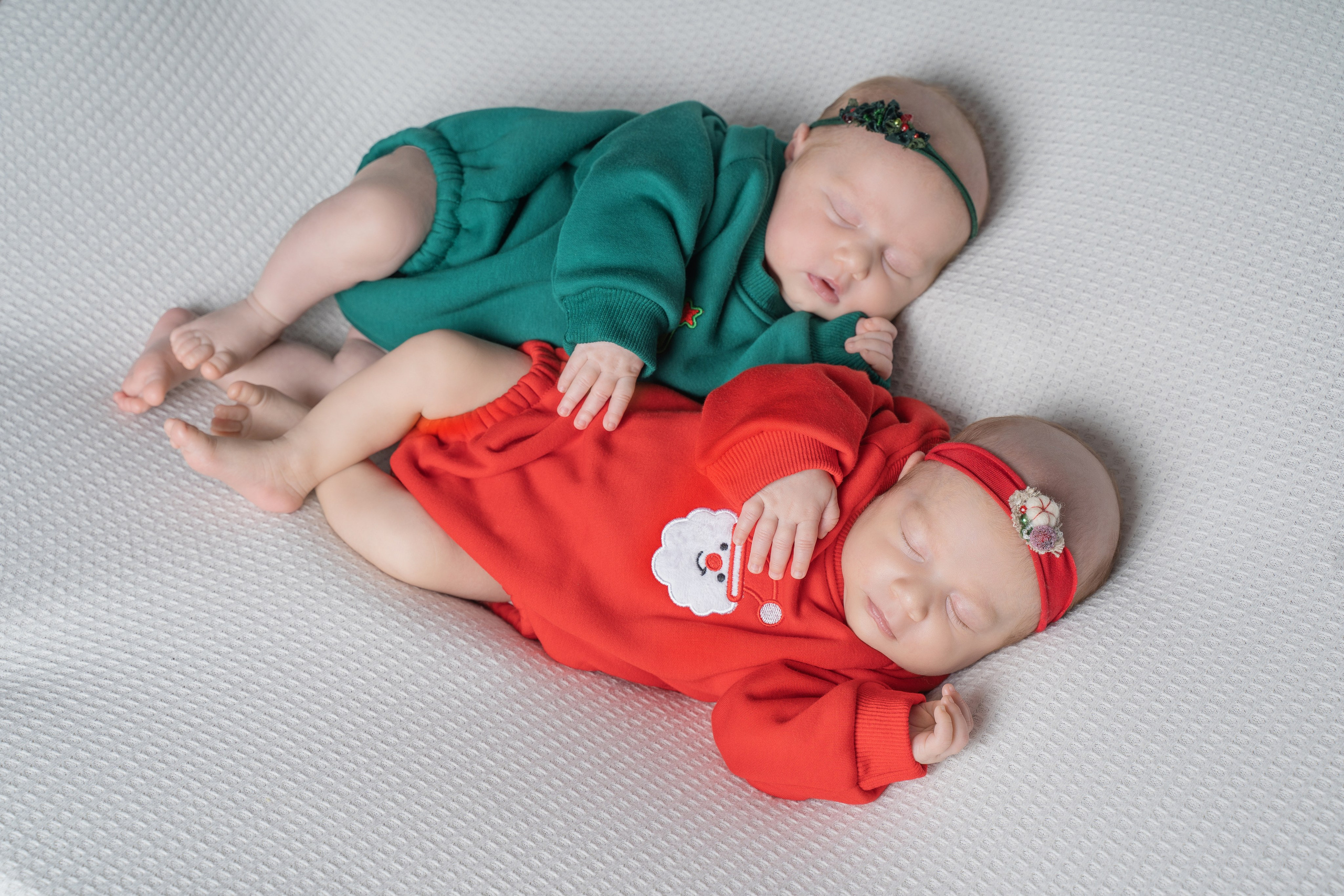 Фотосессия новорожденного на дому