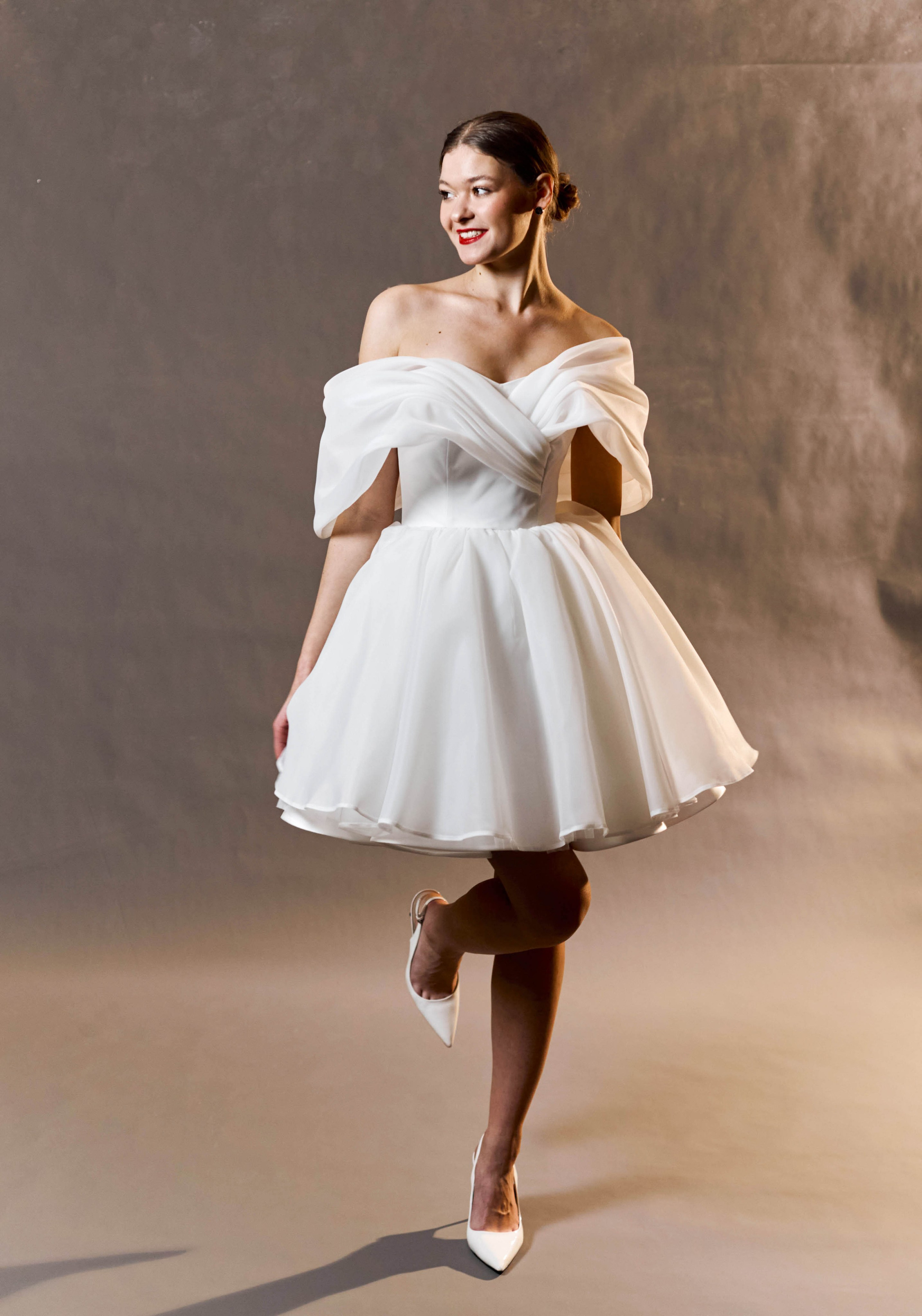 Виви. Свадебный салон-ателье Бонжур в Минске Bonjour