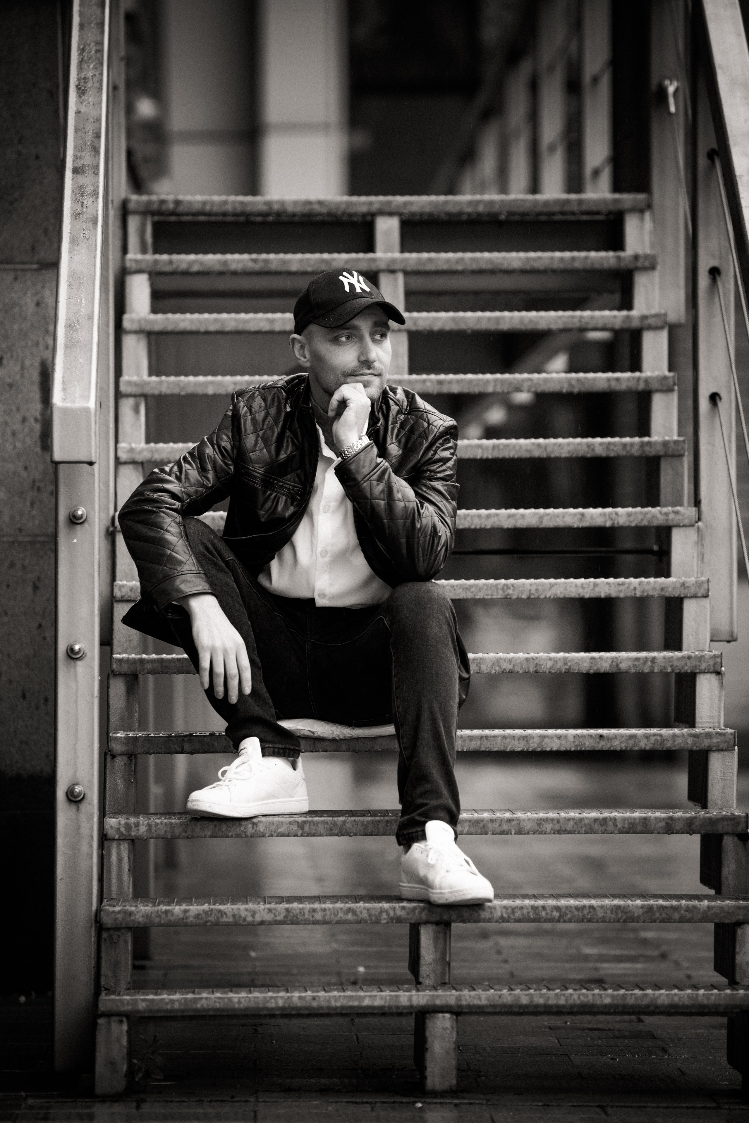 Мужская фотосессия на улице. Свадебный и семейный фотограф в Москве и Подмосковье Лариса Козлова