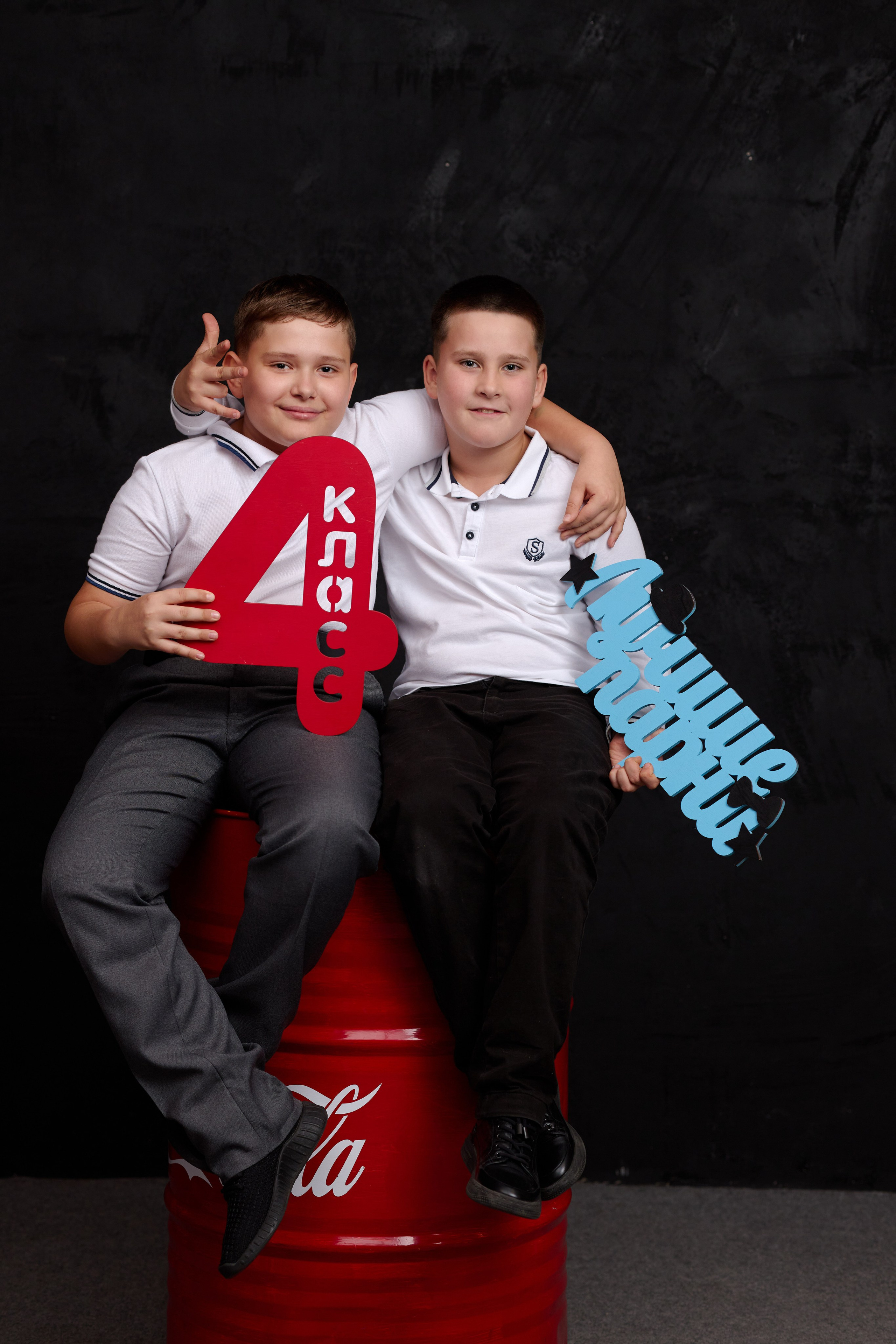 Сьемка групповых фото для выпускного альбома таганрог. Фотограф Выпускные альбомы Таганрог Сергей Коробченко