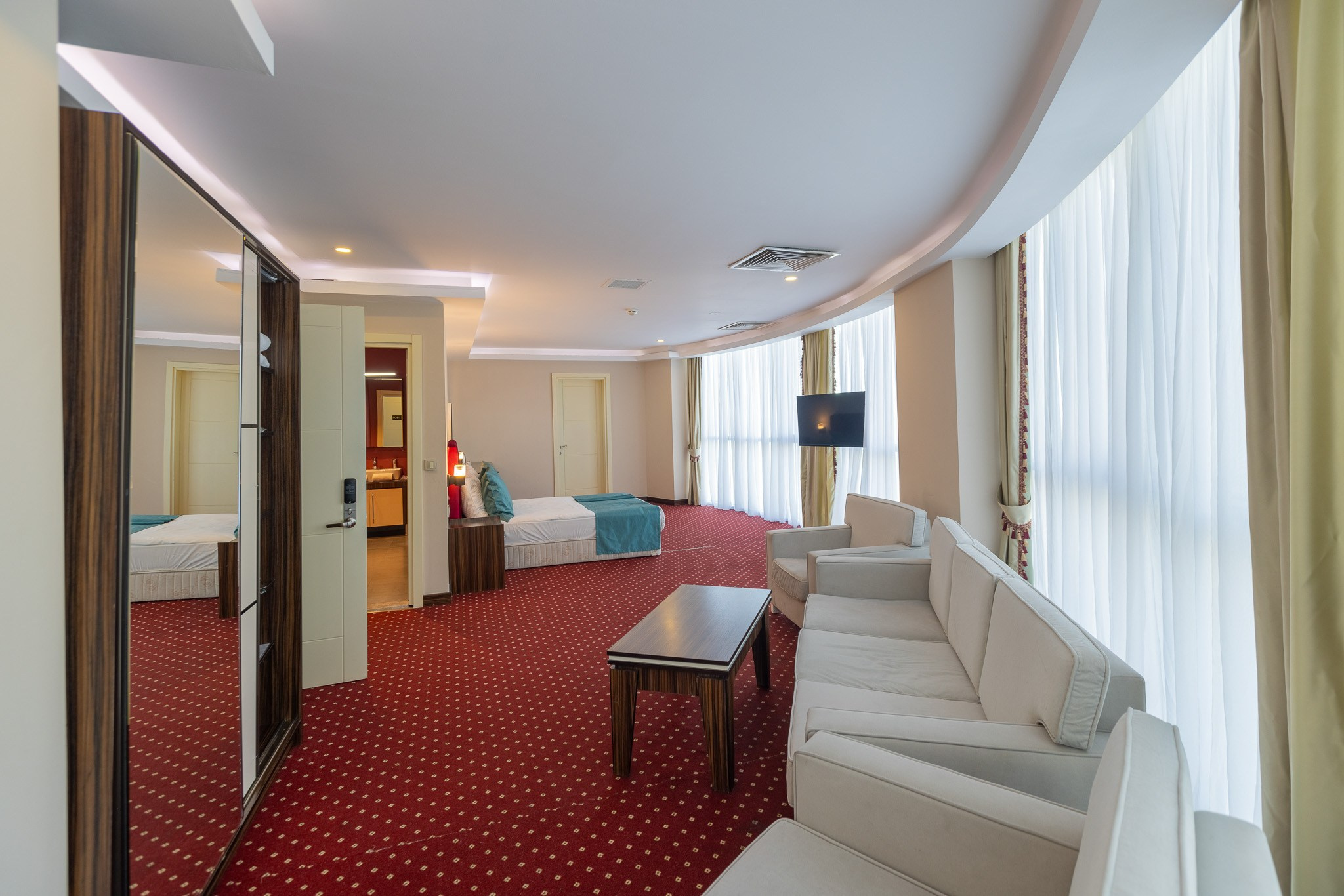 SKY TOWER (METRO CITY). Режиссёр, клипмейкер, фотограф — Андрей Охота