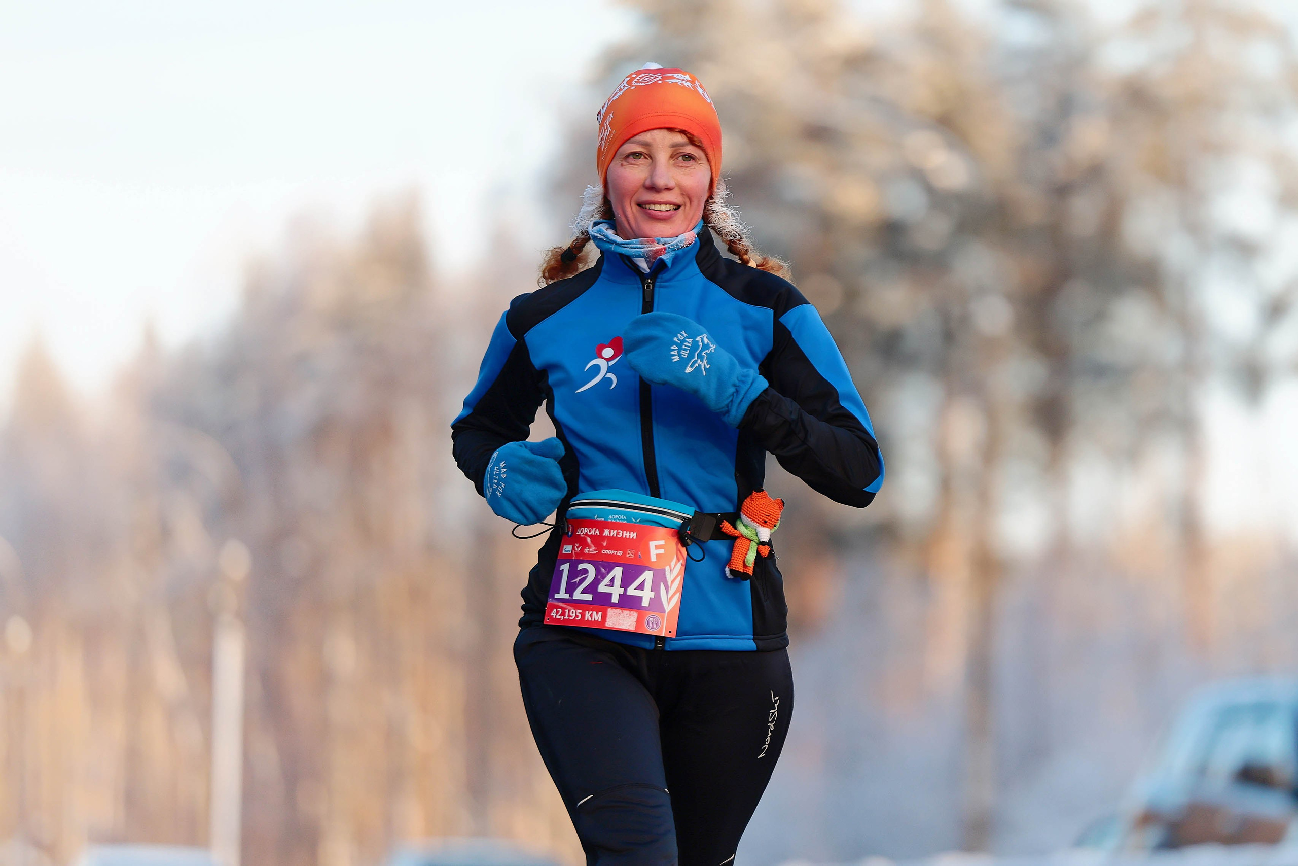 Зимний марафон «Дорога жизни» 2026. Спортивный фотограф в Санкт-Петербурге Илья Vacool