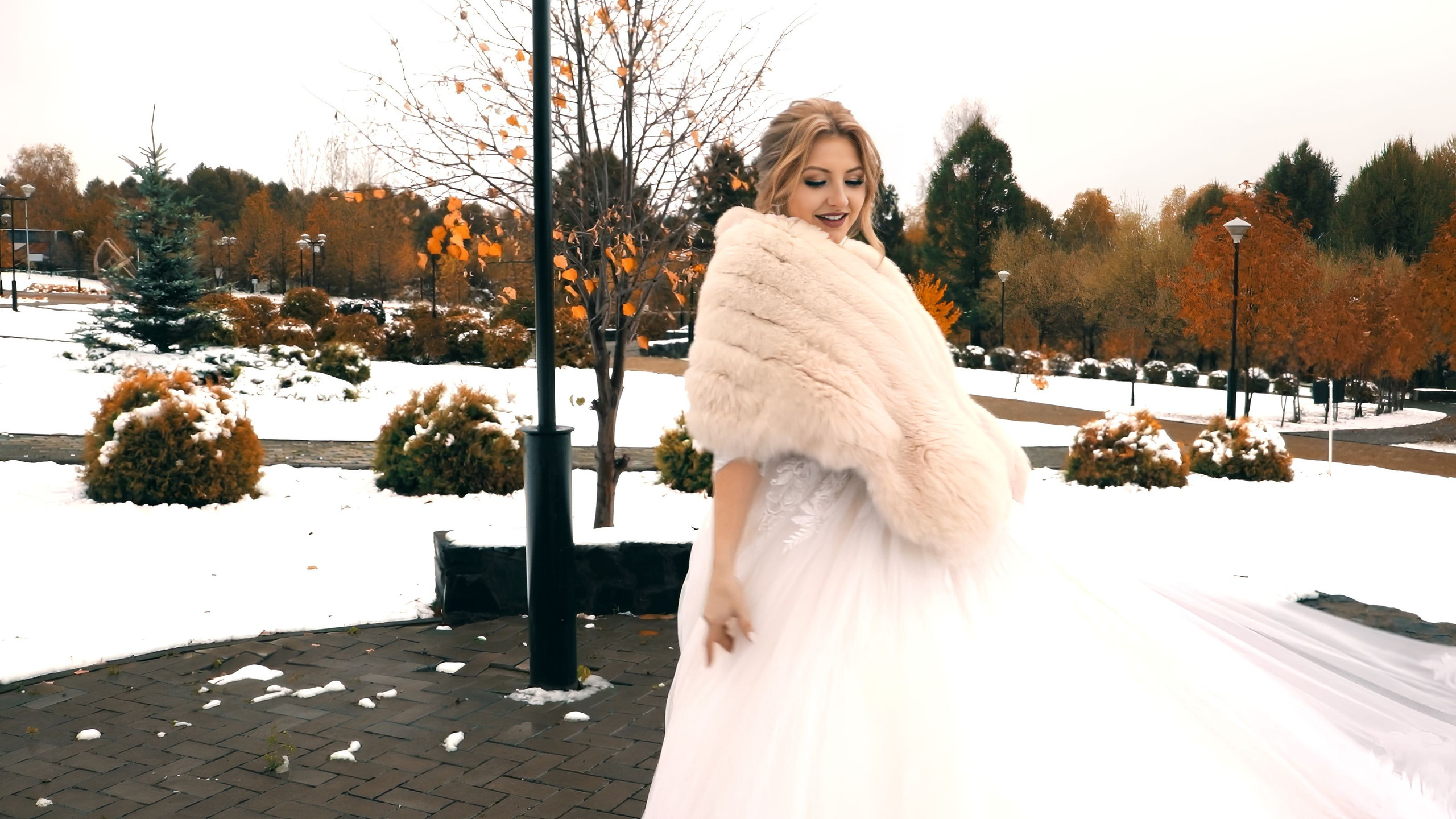 крутой свадебный клип в Новосибирском планетарии