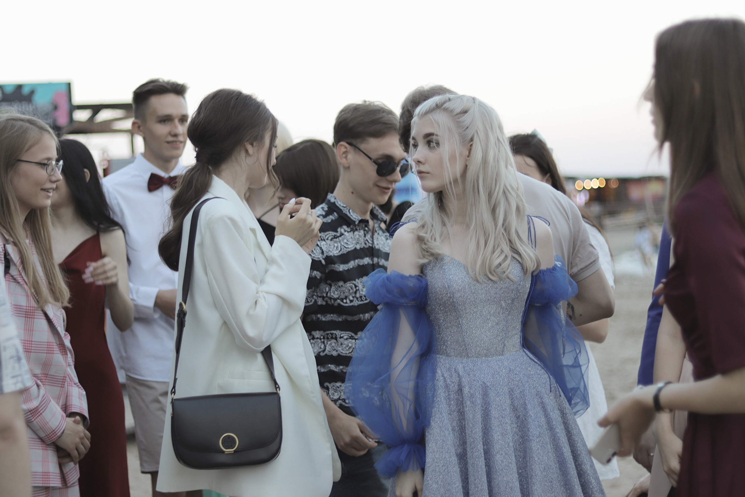 Веселый школьный выпускной клип в Новосибирске