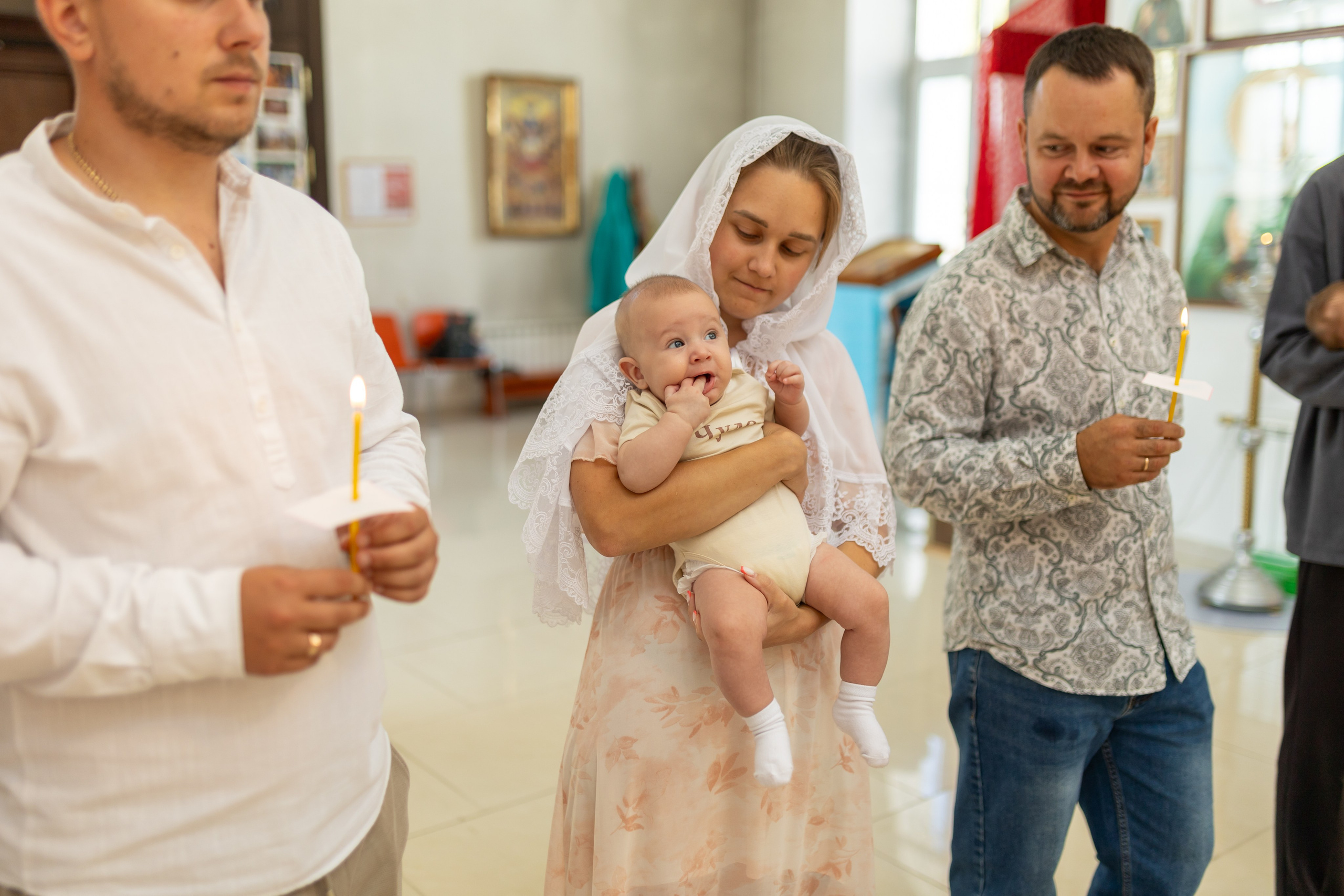 Крещение Артёма (все фото с таинсвта крещения). Фотограф новорожденных. Детский и семейный фотограф Марьяна Юдина