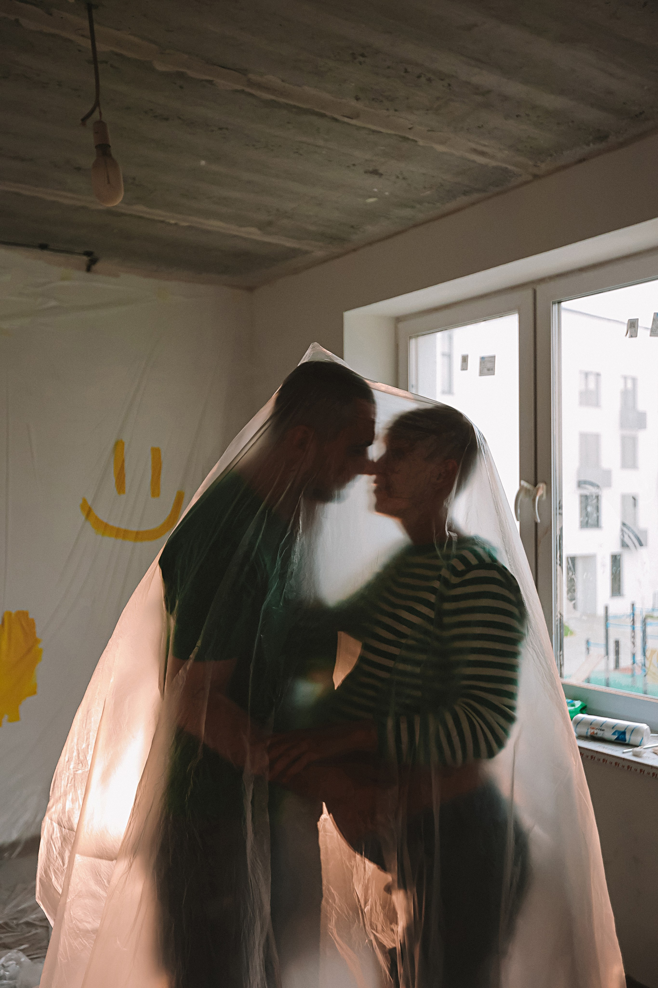 Ремонт. Семейный фотограф Тюмень, фотограф на роды Салмина Мария