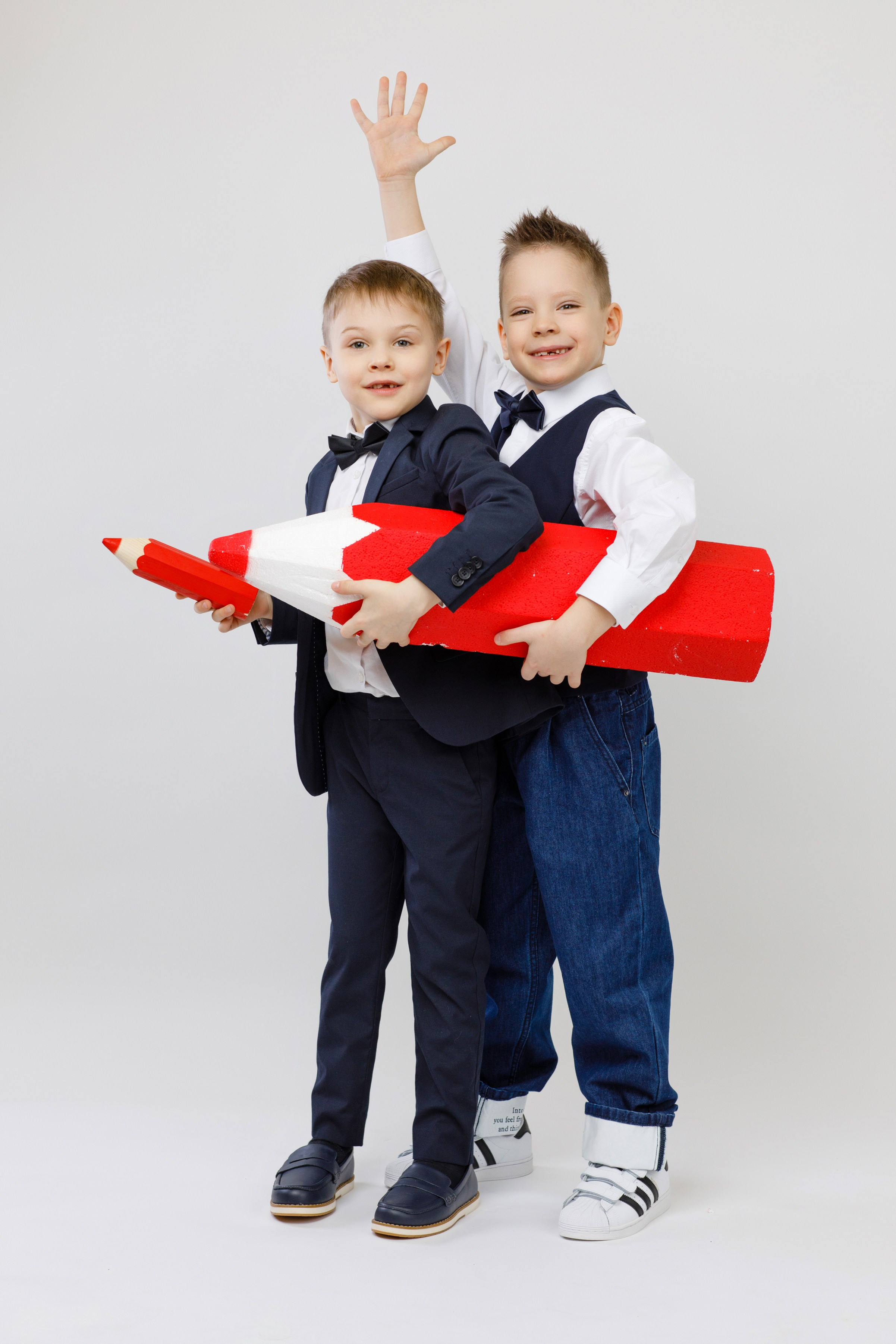 ГРУППОВЫЕ ФОТОГРАФИИ. Выпускные альбомы в Москве FOTOVMESTE