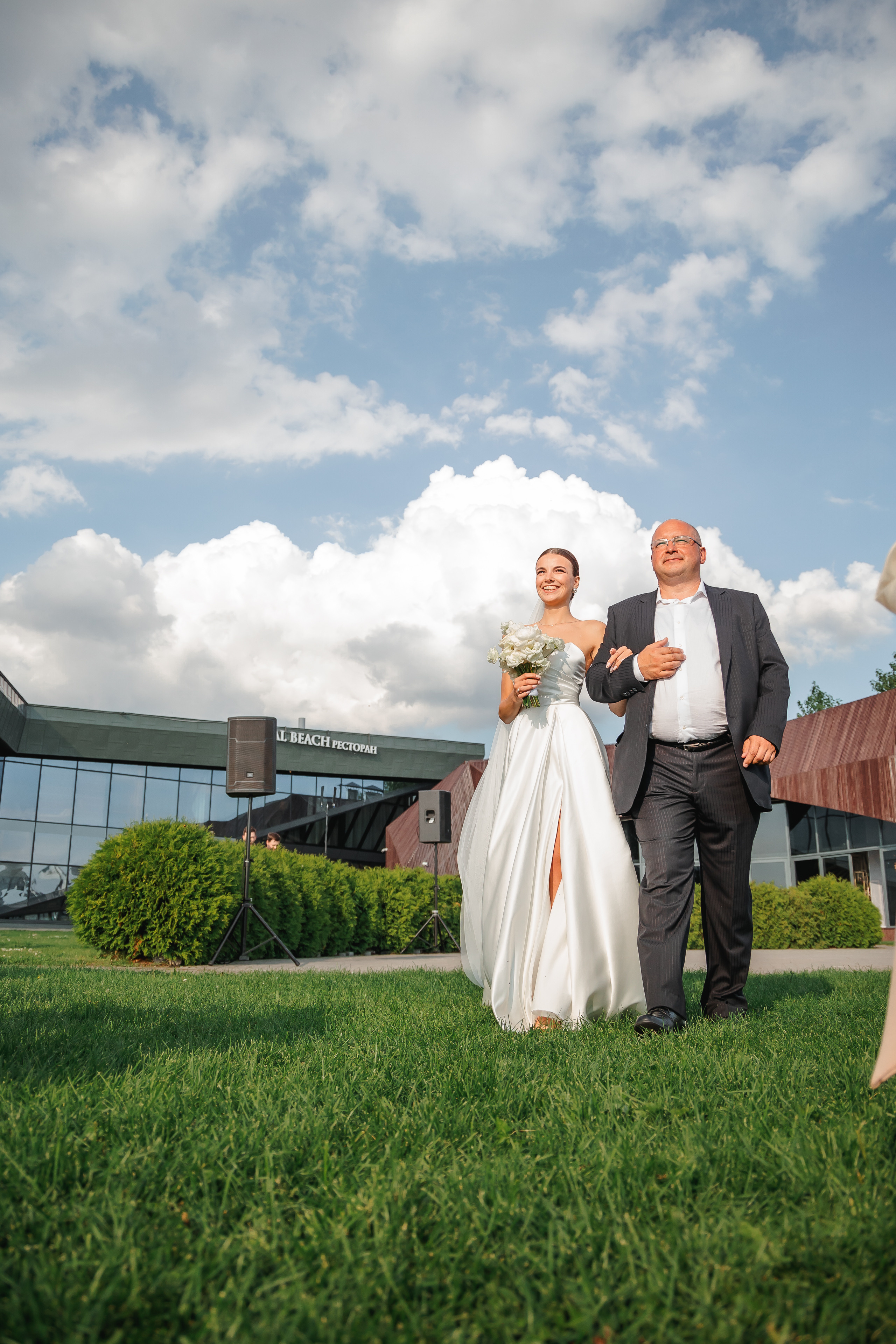 Иван и Юлия. Санкт-Петербург. Финский залив. Асия. Свадебный фотограф в Хабаровске