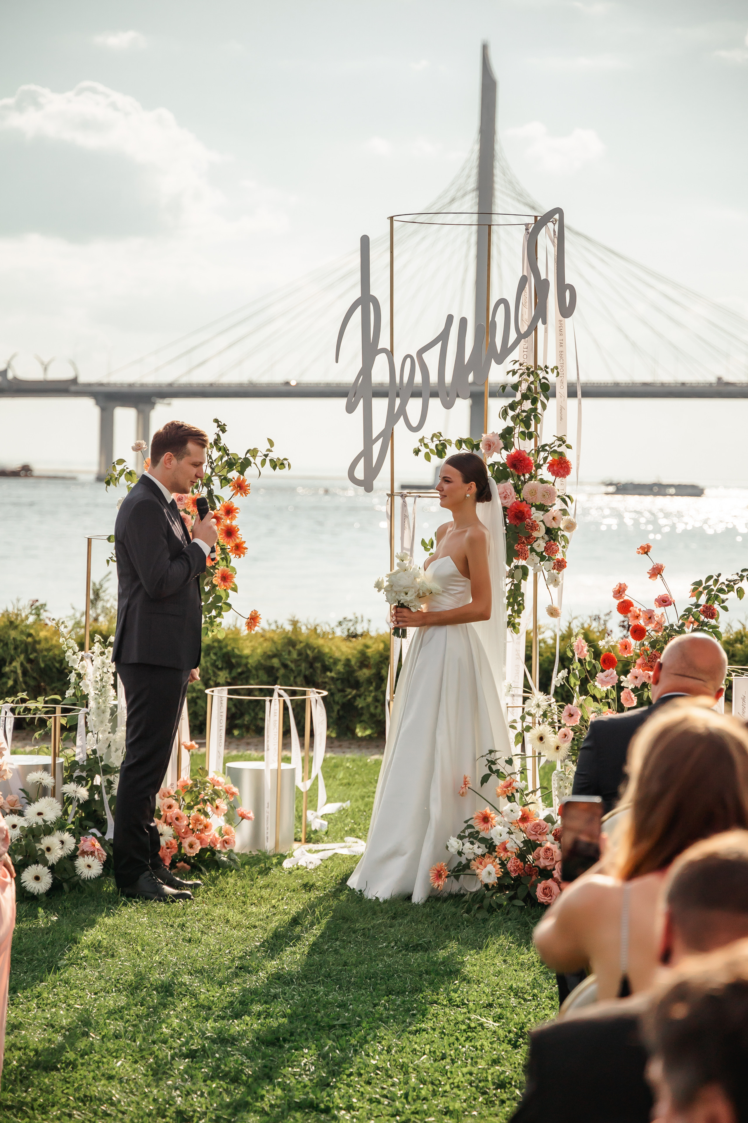 Иван и Юлия. Санкт-Петербург. Финский залив. Асия. Свадебный фотограф в Хабаровске