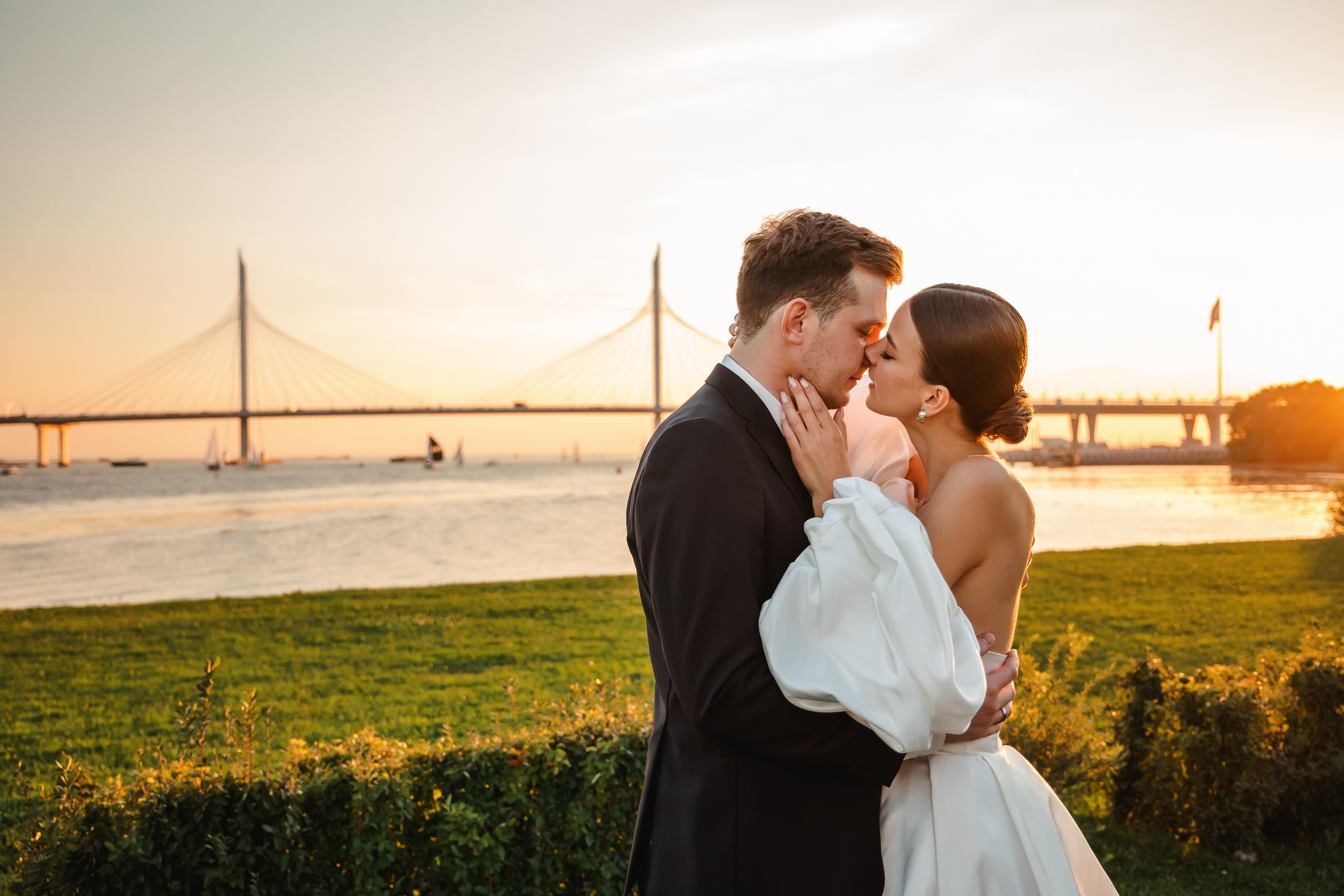 Иван и Юлия. Санкт-Петербург. Финский залив. Асия. Свадебный фотограф в Хабаровске