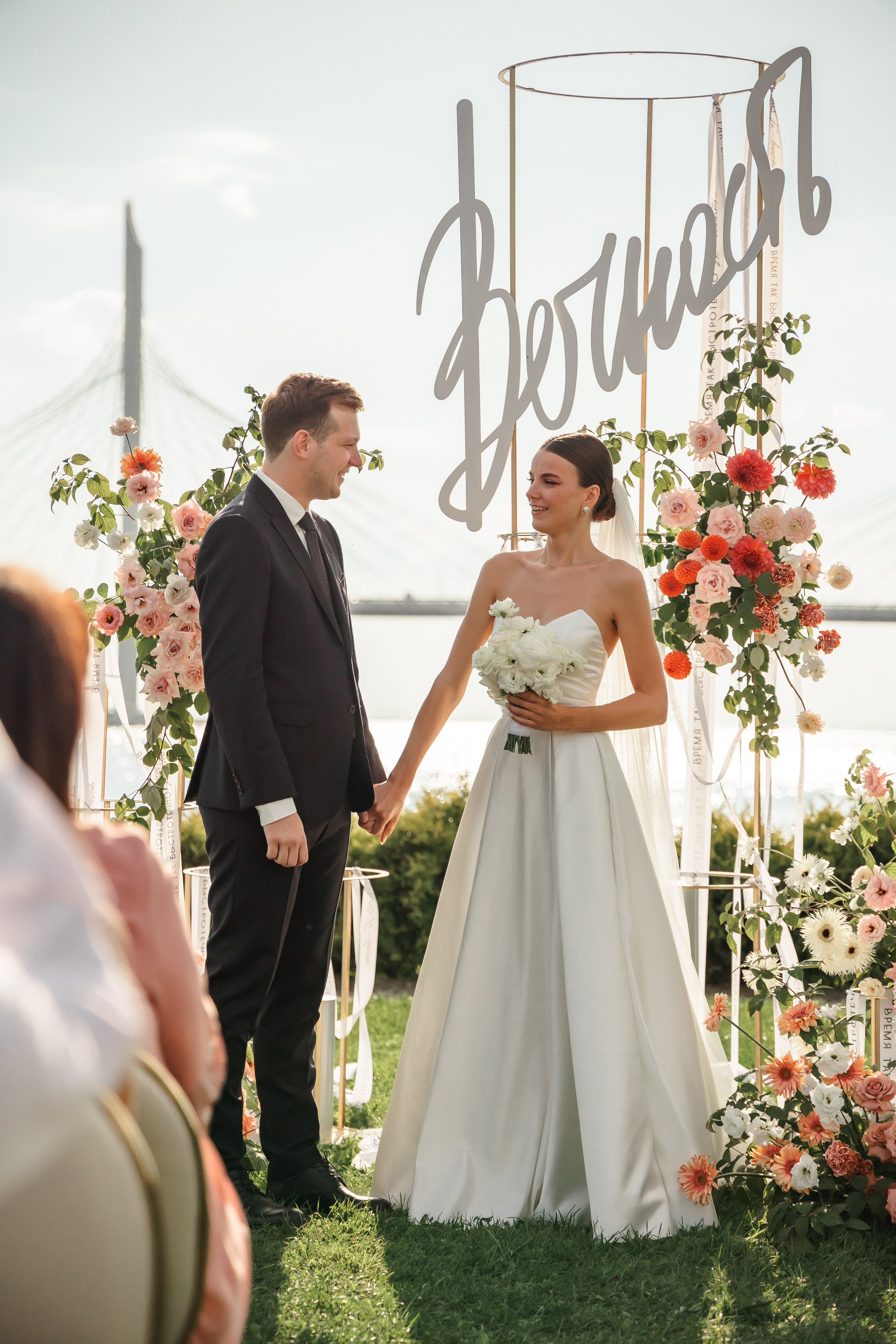 Иван и Юлия. Санкт-Петербург. Финский залив. Асия. Свадебный фотограф в Хабаровске
